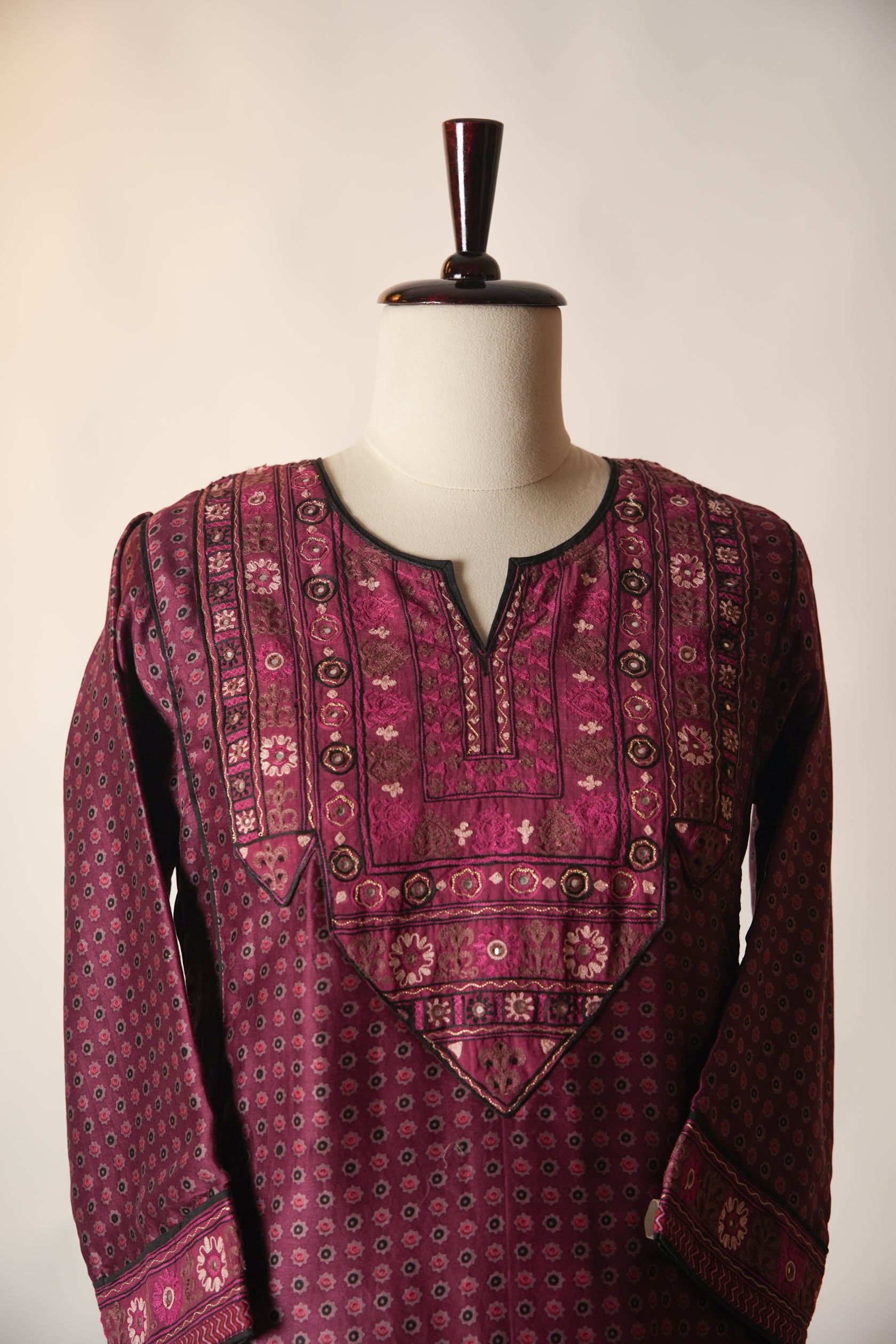 Dienne Embroidered Printed Chanderi Kurta Mauve