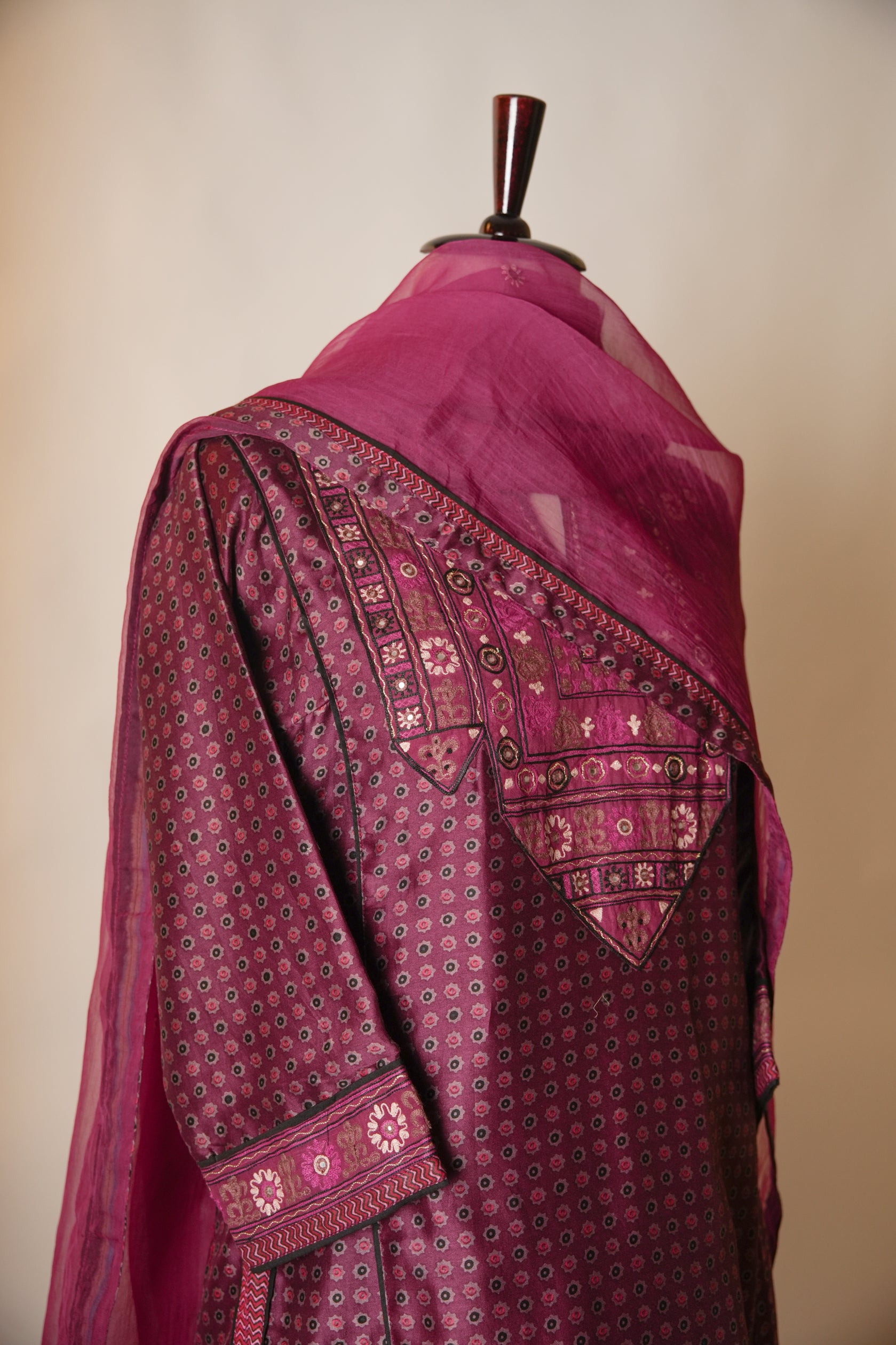 Medh Embroidered Treated Chiffon Dupatta Purple