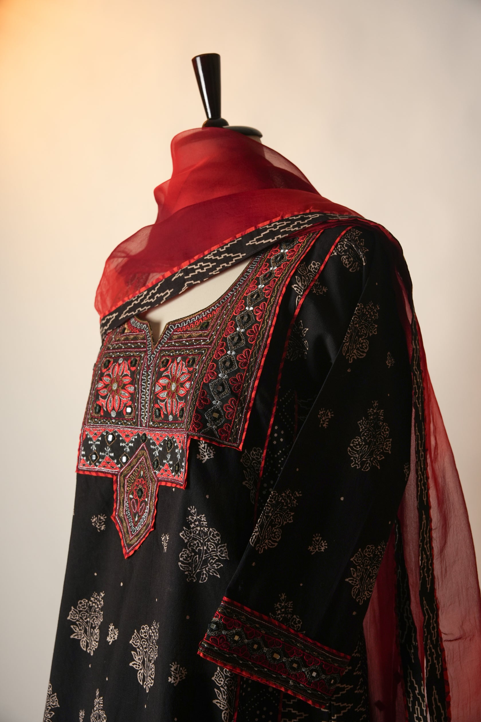 Tulsi Embroidered Ajrakh Cotton Kurta Black