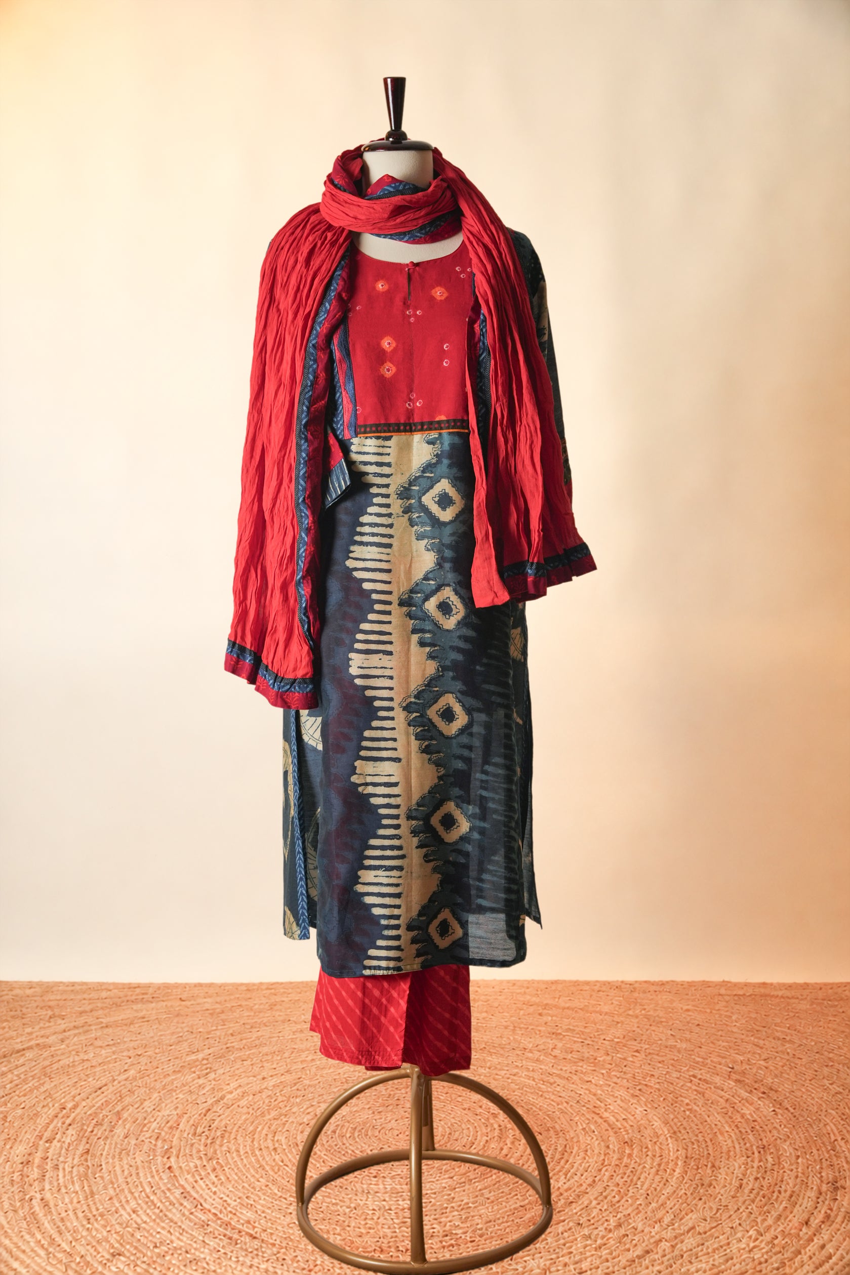 Rozana Crinkled Cotton Dupatta Red