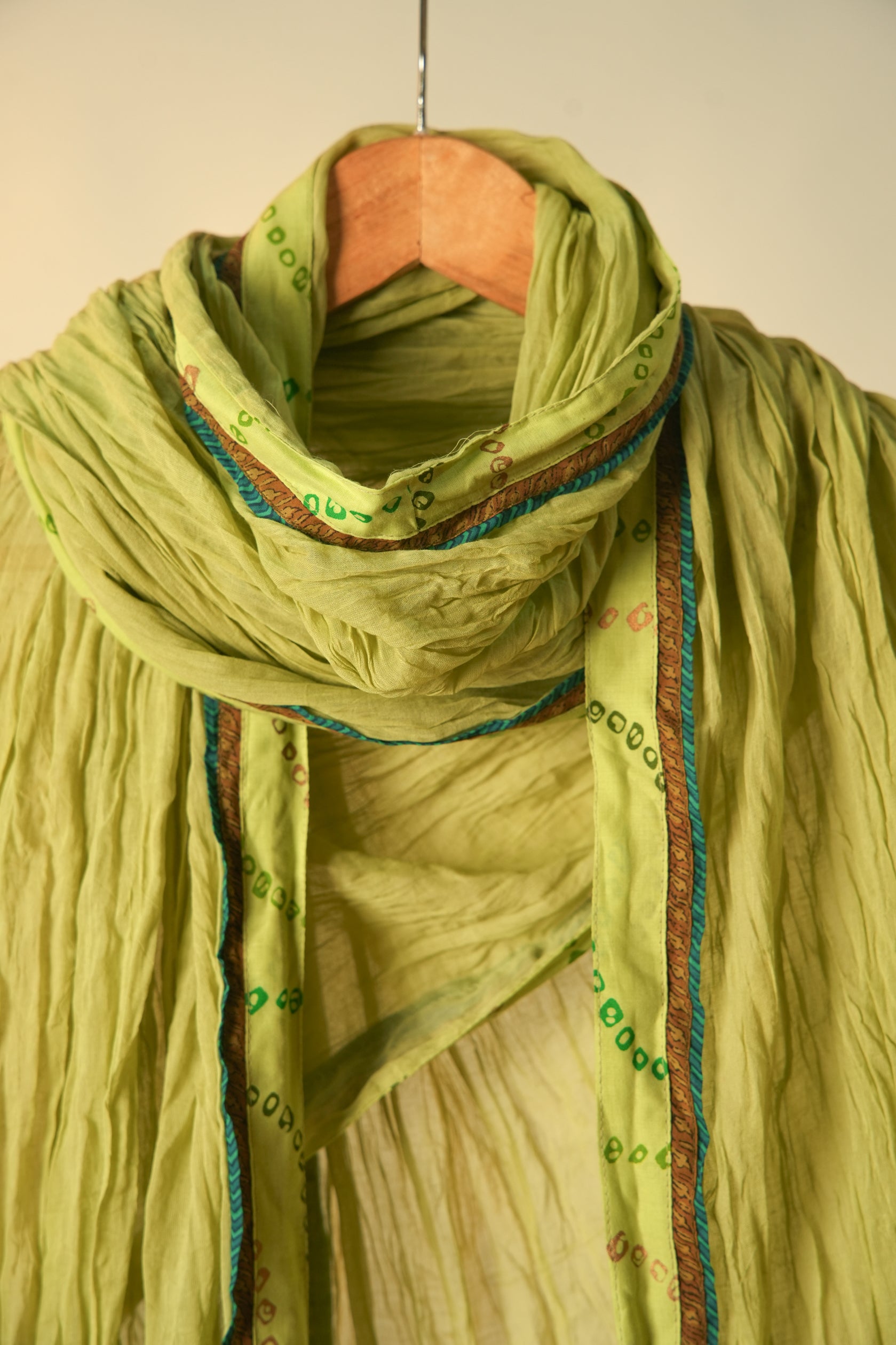 Rozana Crinkled Cotton Dupatta Green