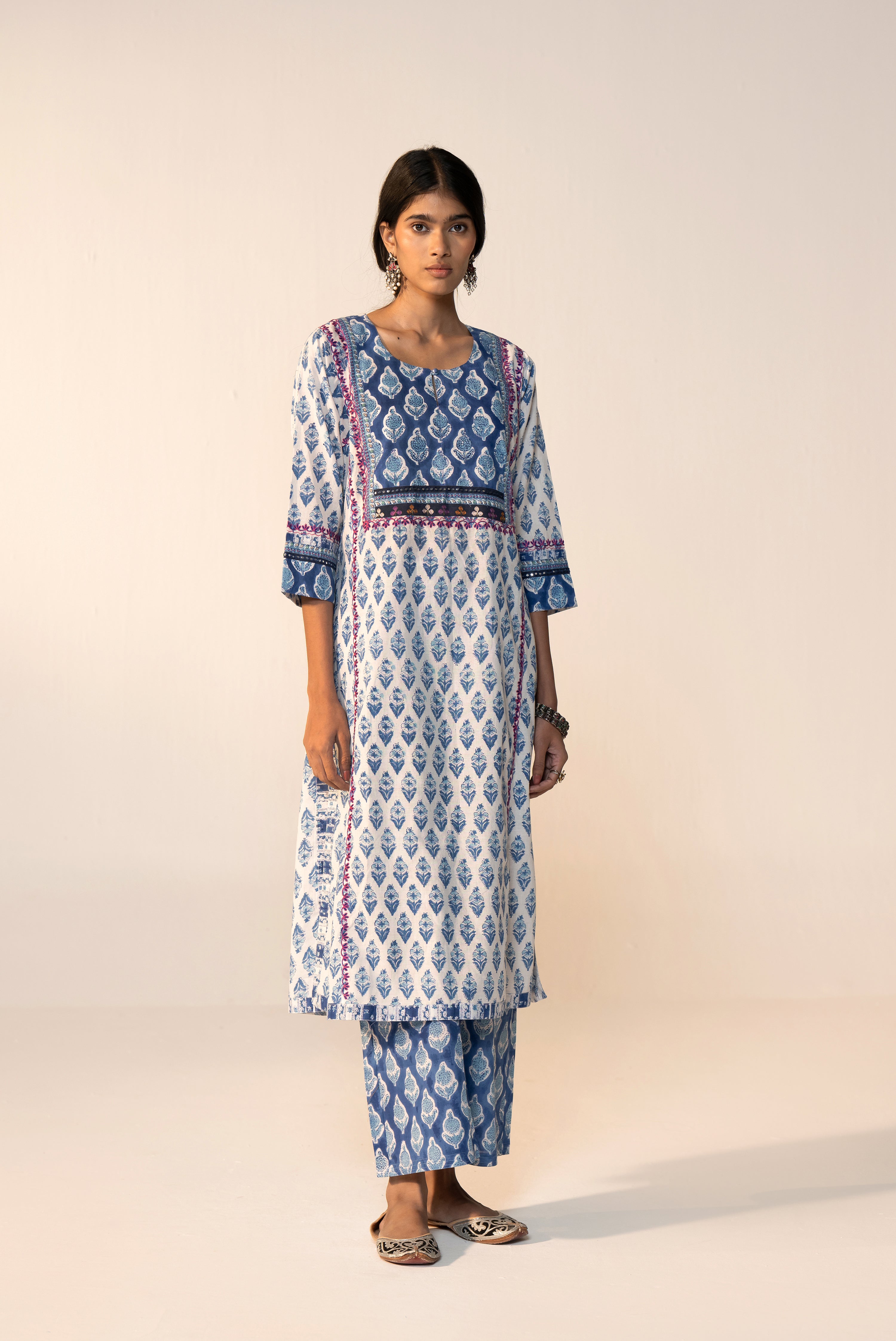 Rozana Cotton Printed Kurta White Blue