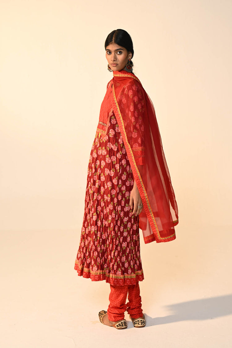 Rozana Crinkled Anarkali Printed Kurta Maroon Light Pink (Set Of 3)