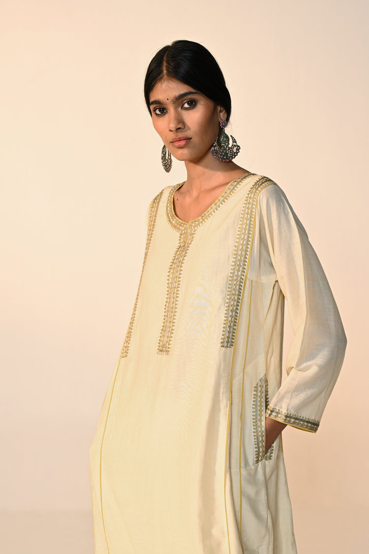 Tulsi Cotton Solid Kurta Cream (Set Of 3)