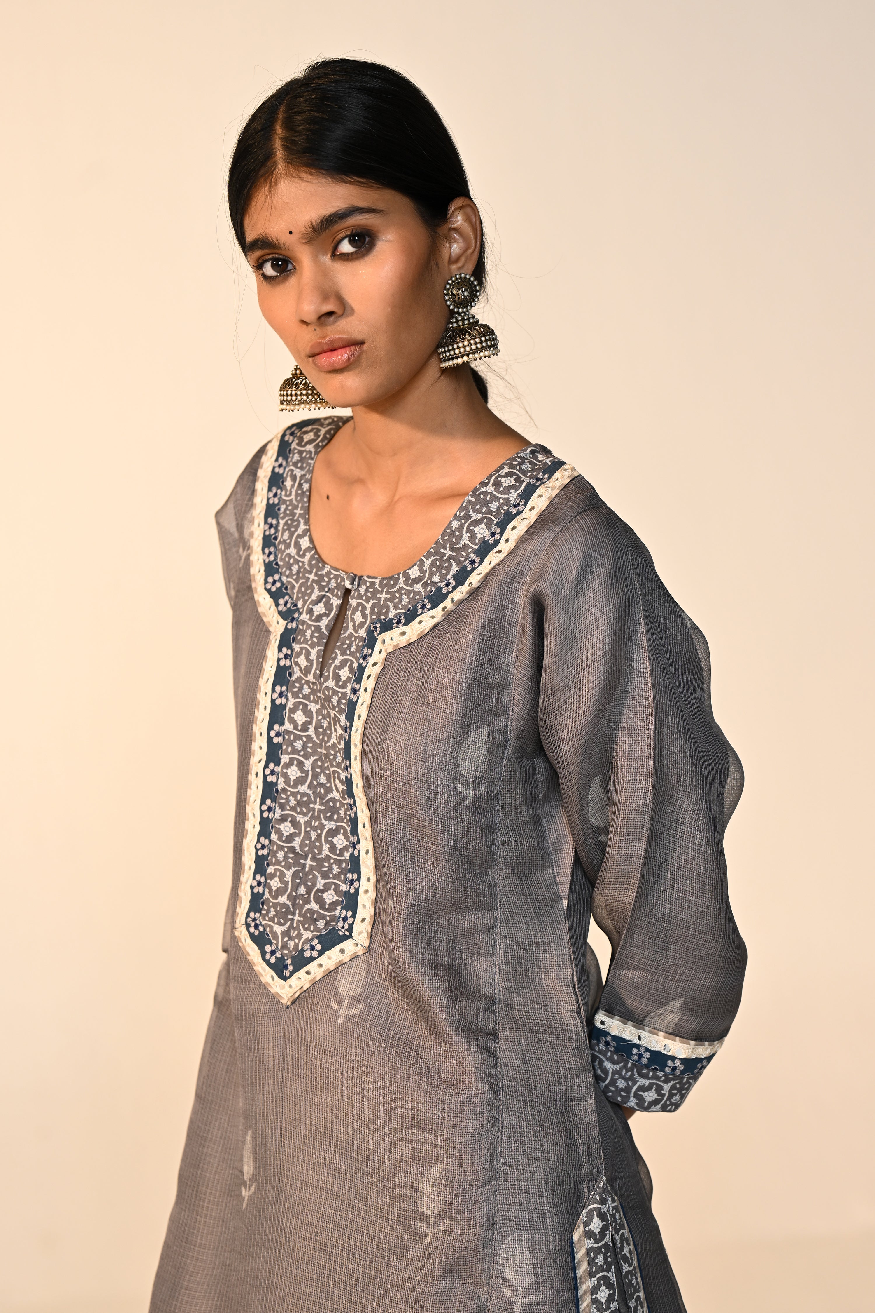 Rozana Kota Silk Printed Kurta Grey (Set Of 2)