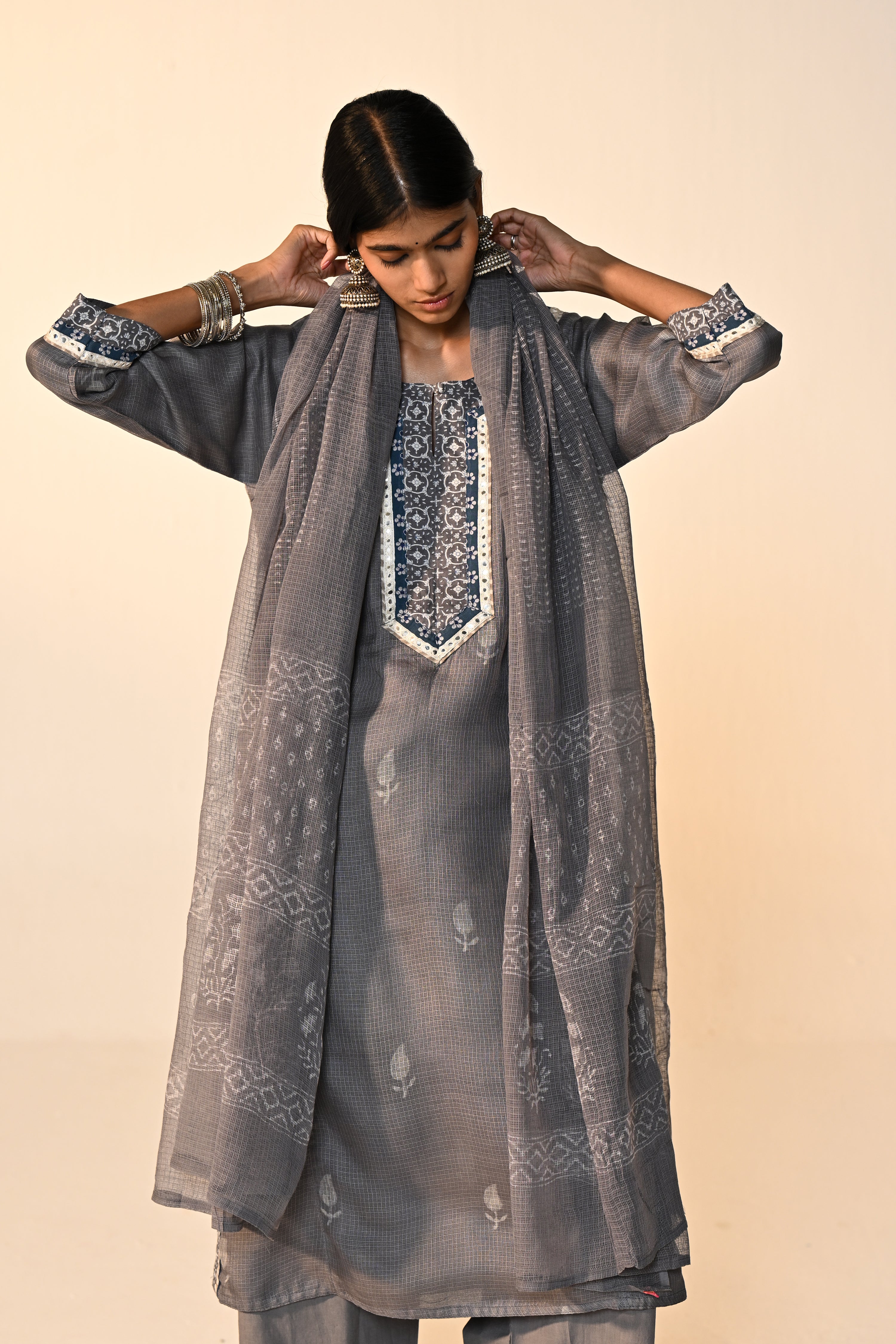 Medh Kota Cotton Dupatta Grey