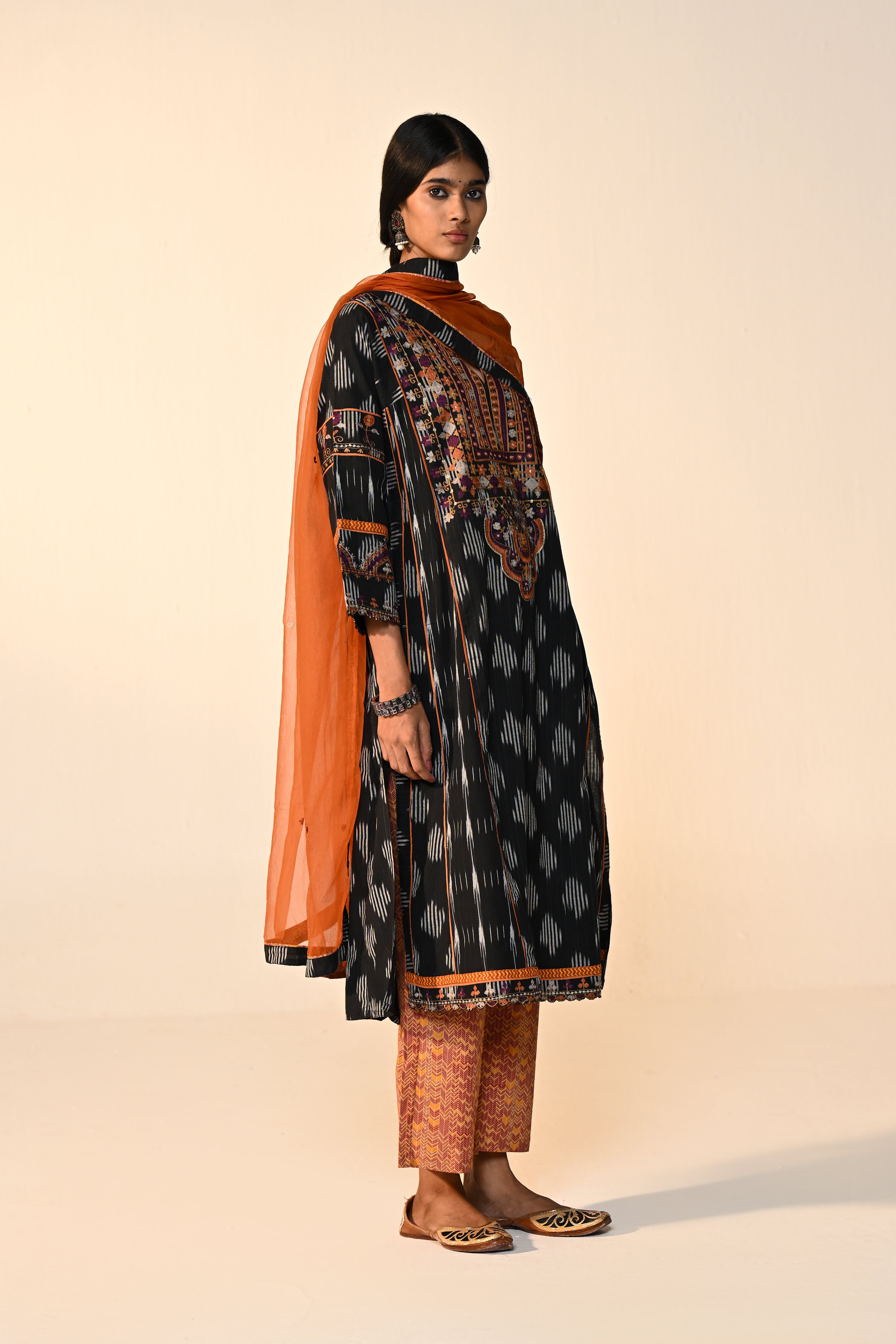 Madhu Cotton Ikkat Printed Embroidered Kurta Black (Set Of 3)