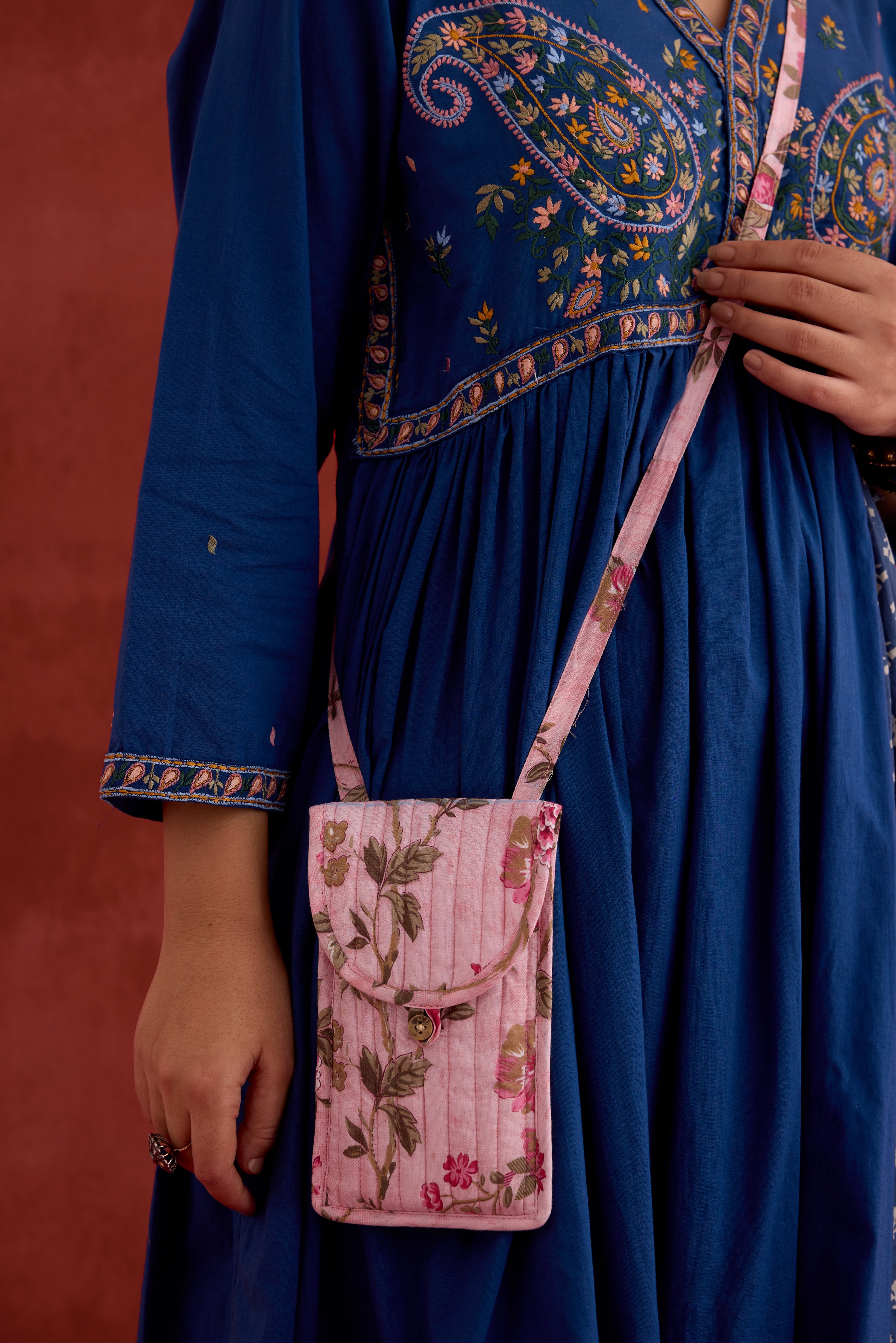 Mobile Pouch Light Pink (10040364728619)