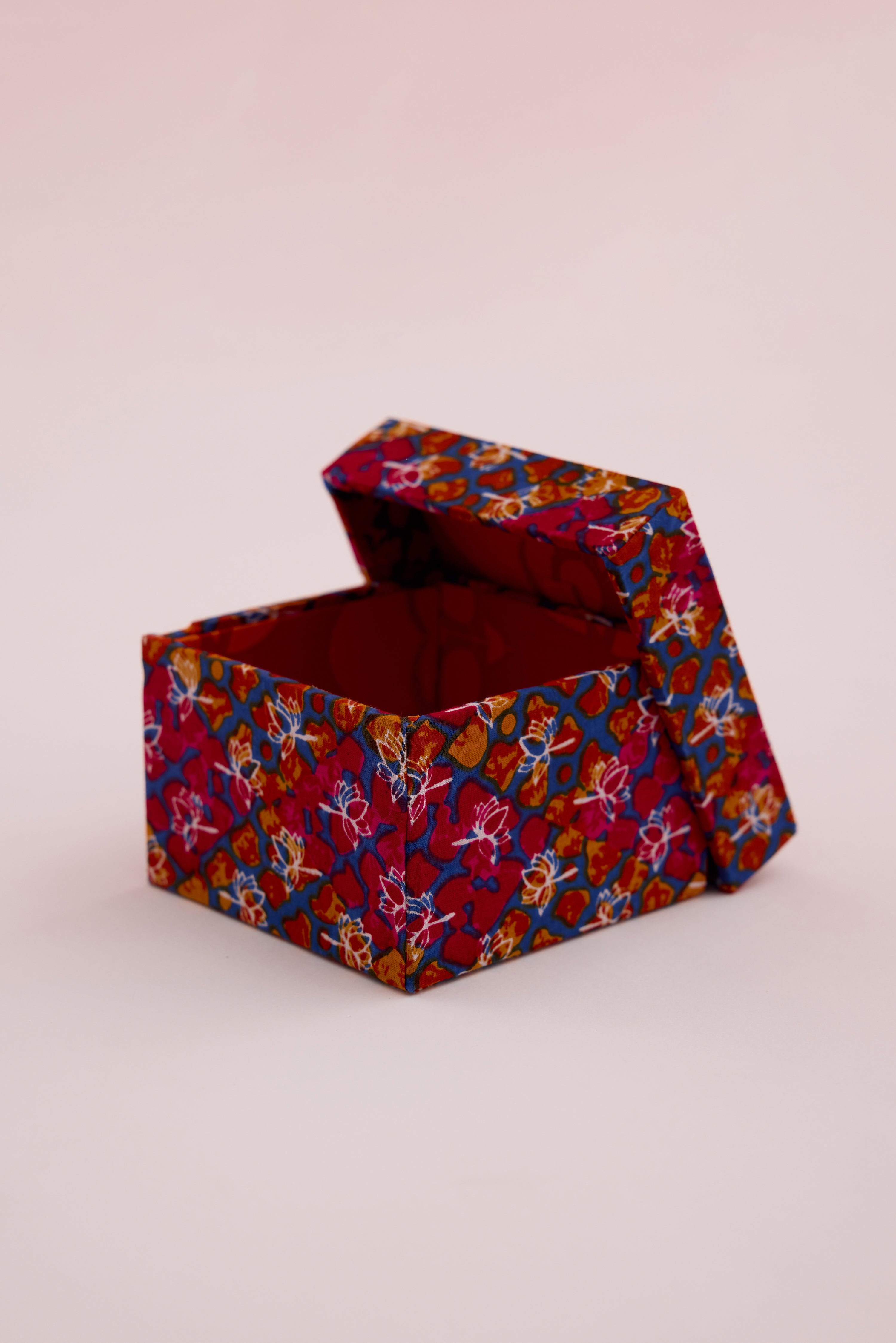 Utility Box Blue Pink (10040370037035)