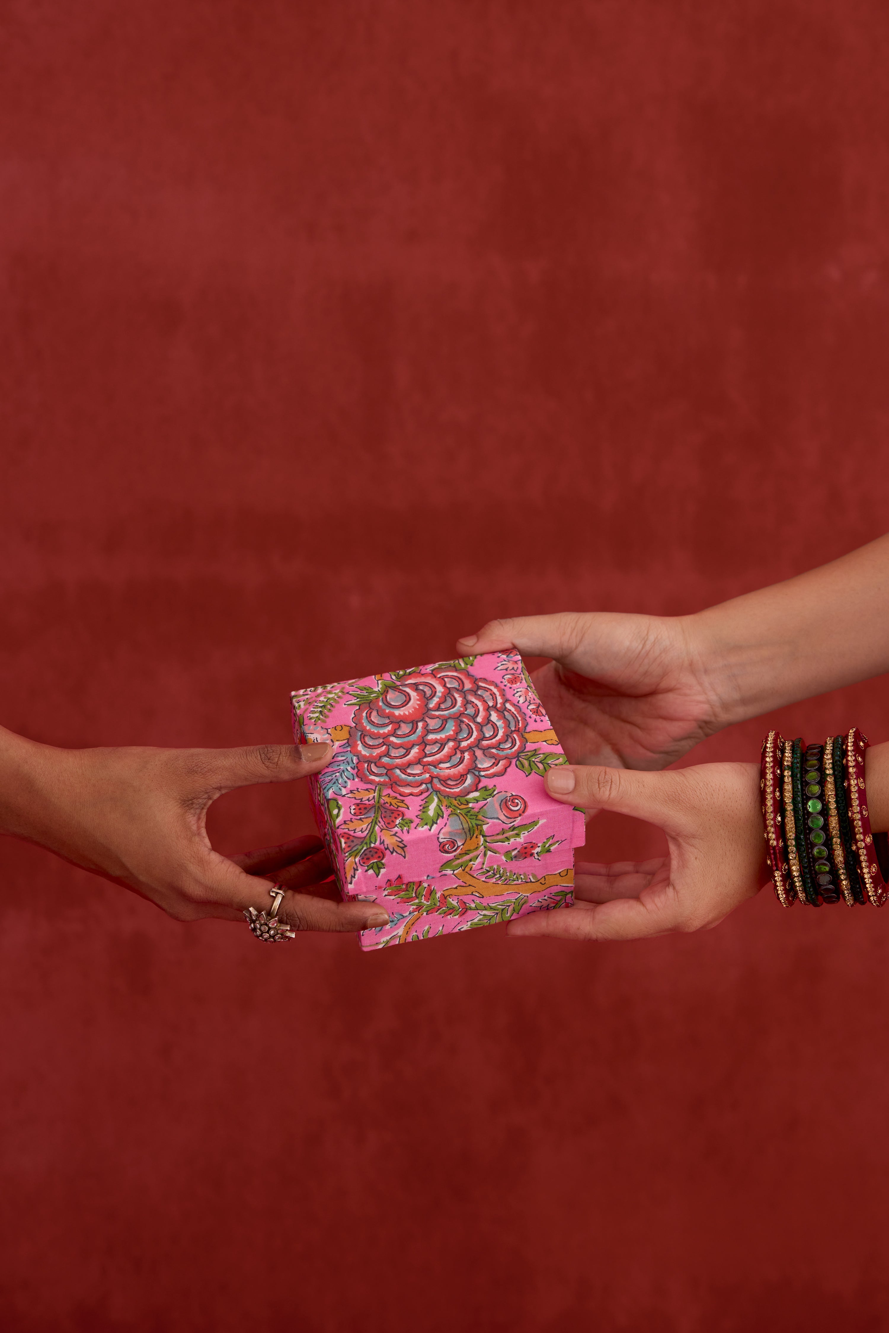 Utility Box Light Pink (10040370561323)