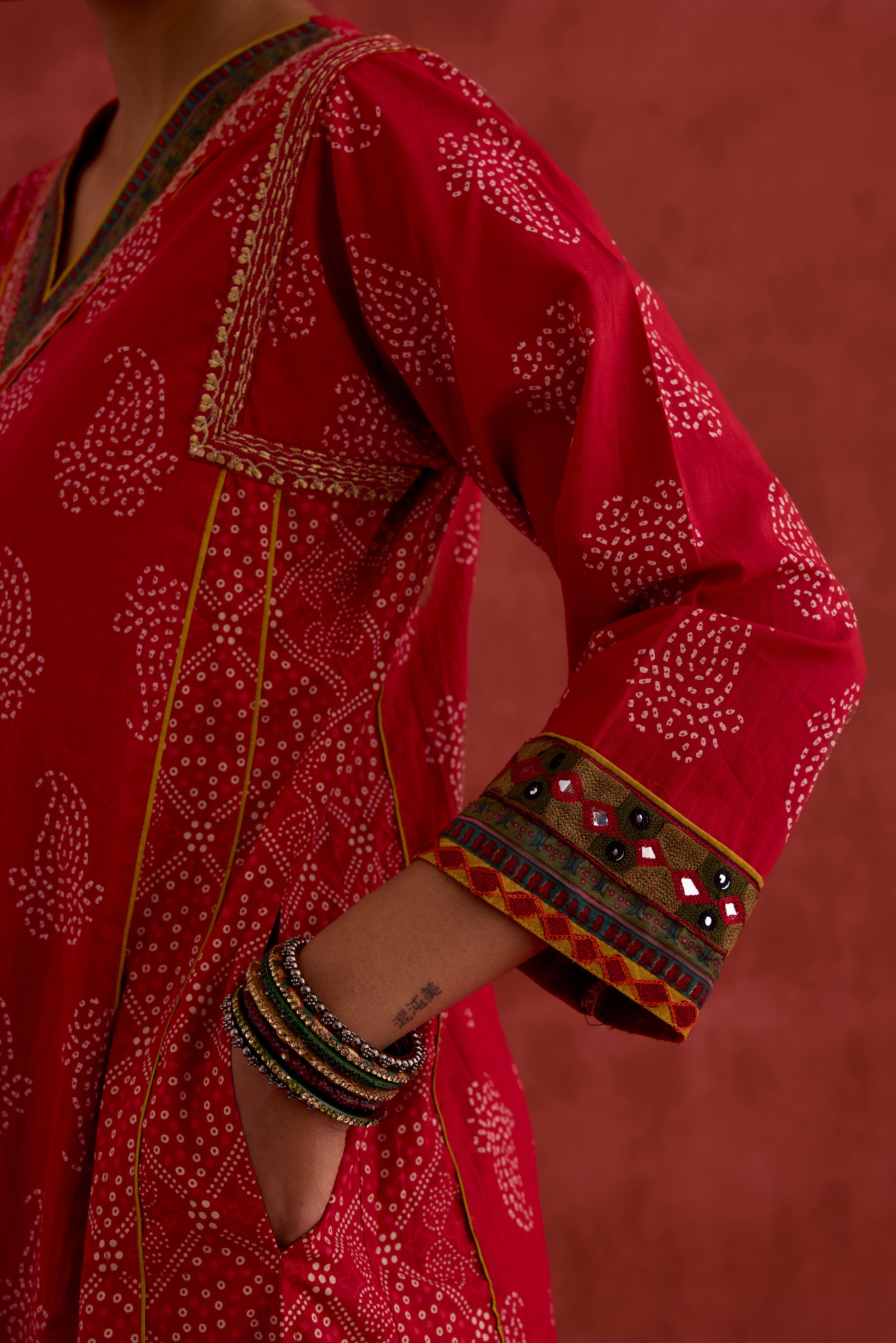 Tulsi Embroidered Printed Kurta Red (10040084726059)