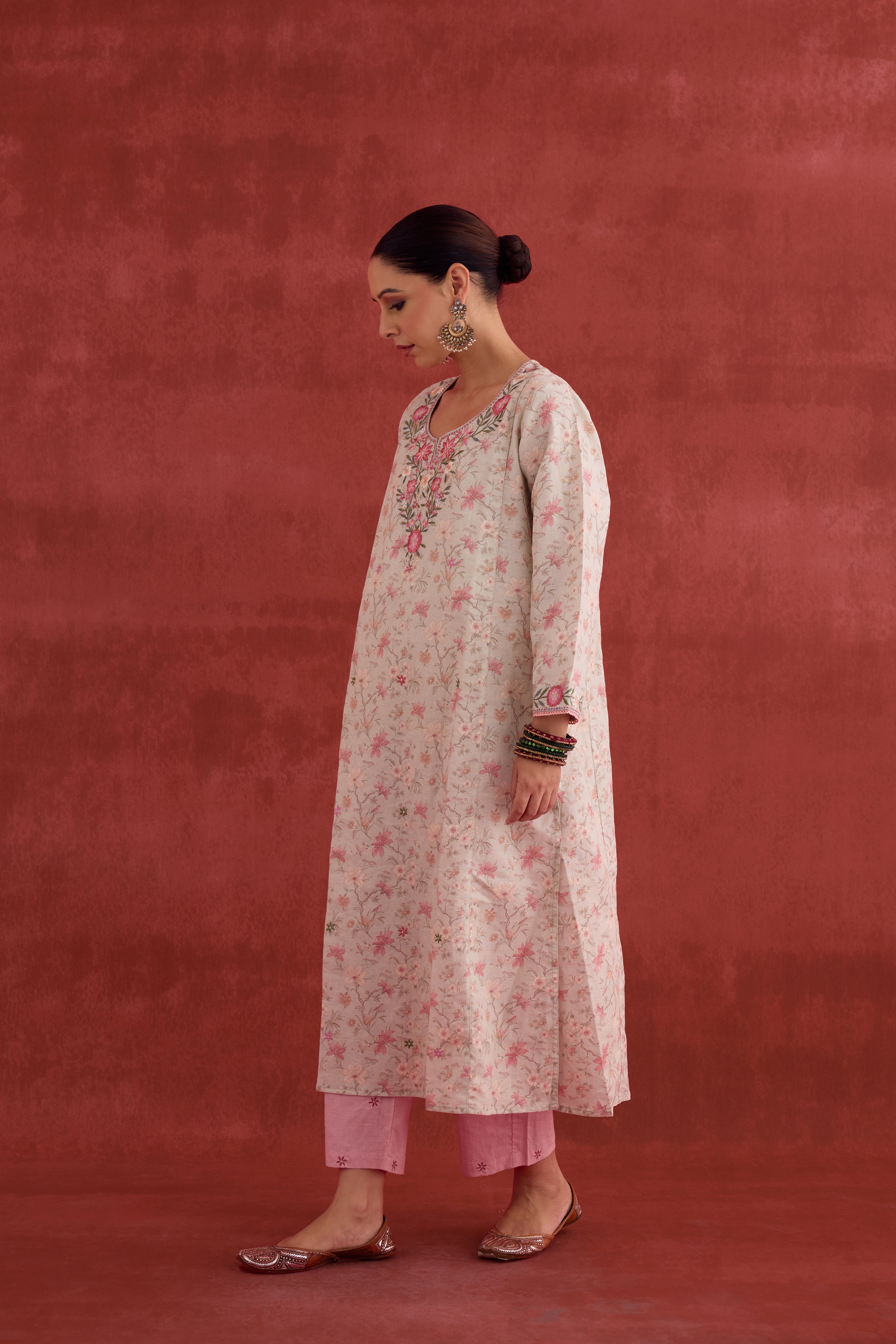Elena Embroidered Linen Printed Kurta Powder Green Pink (10039790731563)