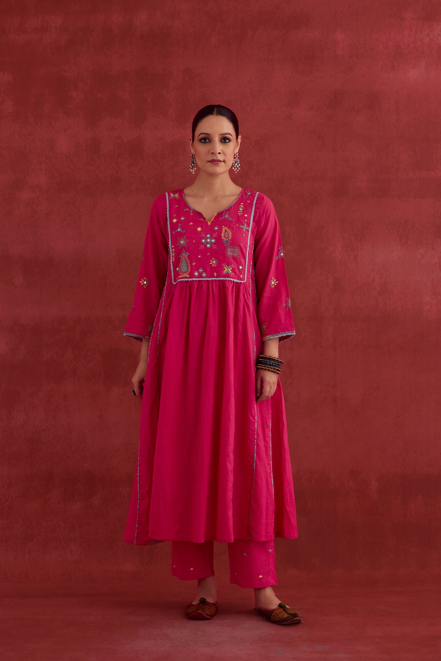 Dreamy Embroidered Kurta Hot Pink (10040120410411)