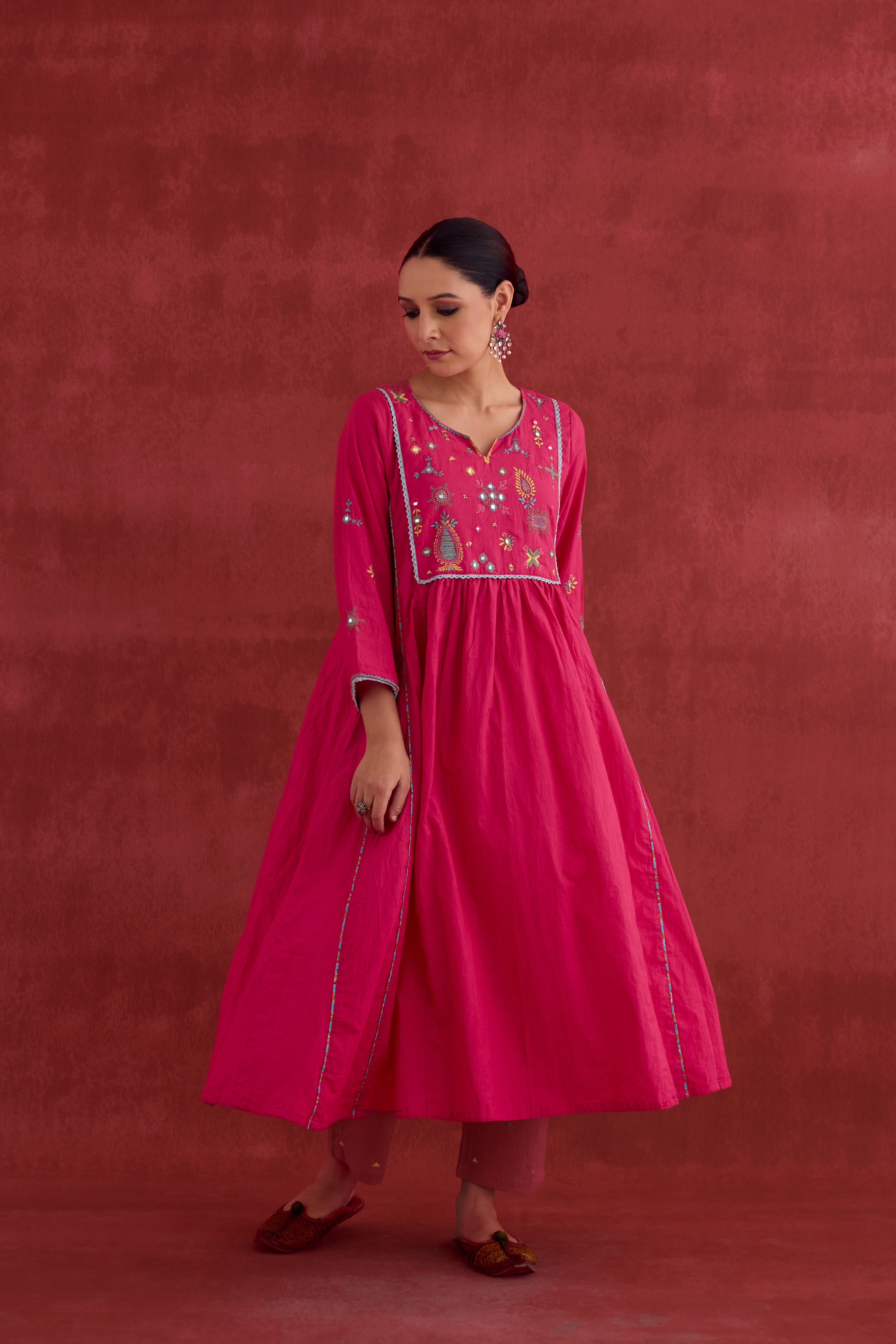 Dreamy Embroidered Kurta Hot Pink (10040120410411)