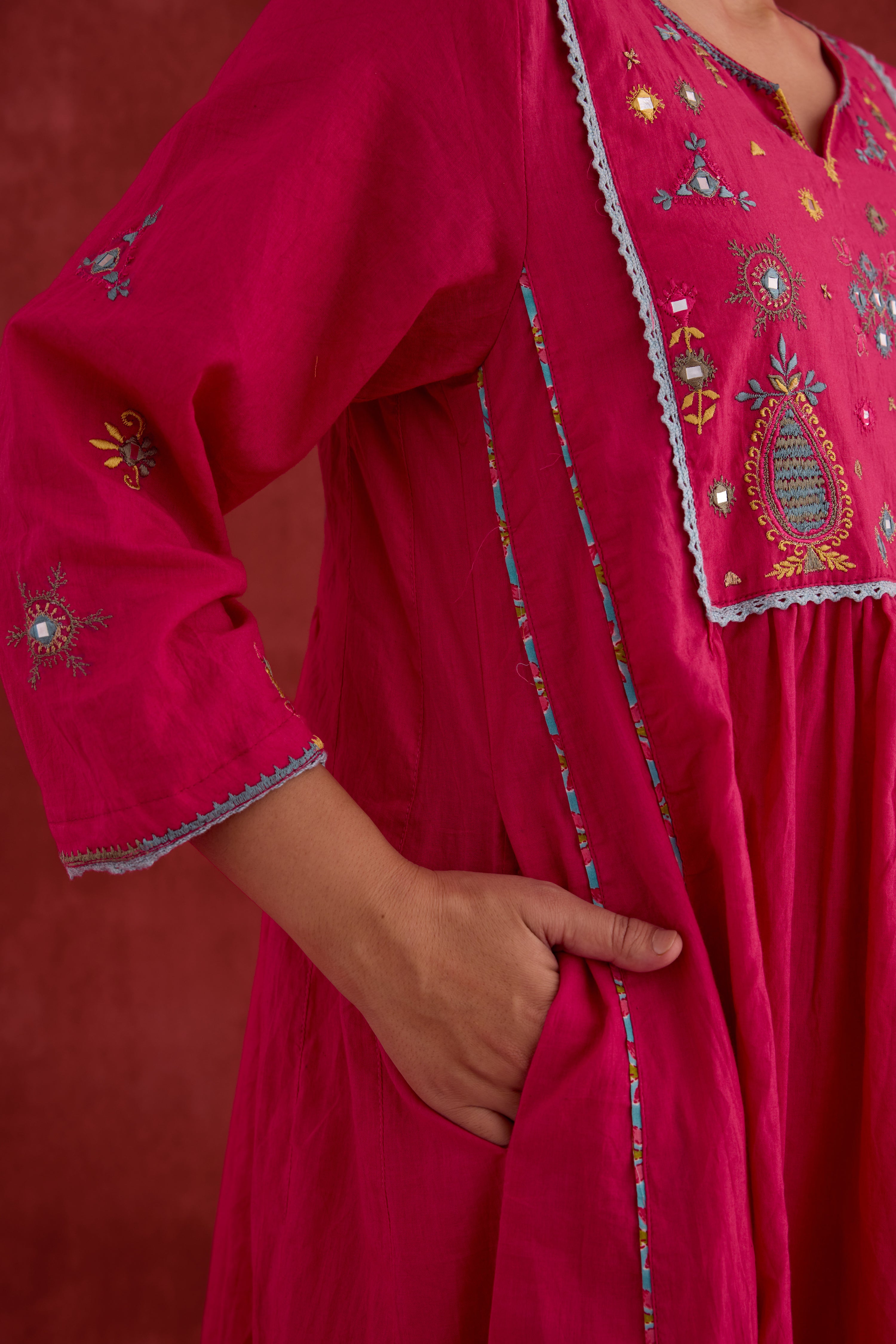 Dreamy Embroidered Kurta Hot Pink (10040120410411)