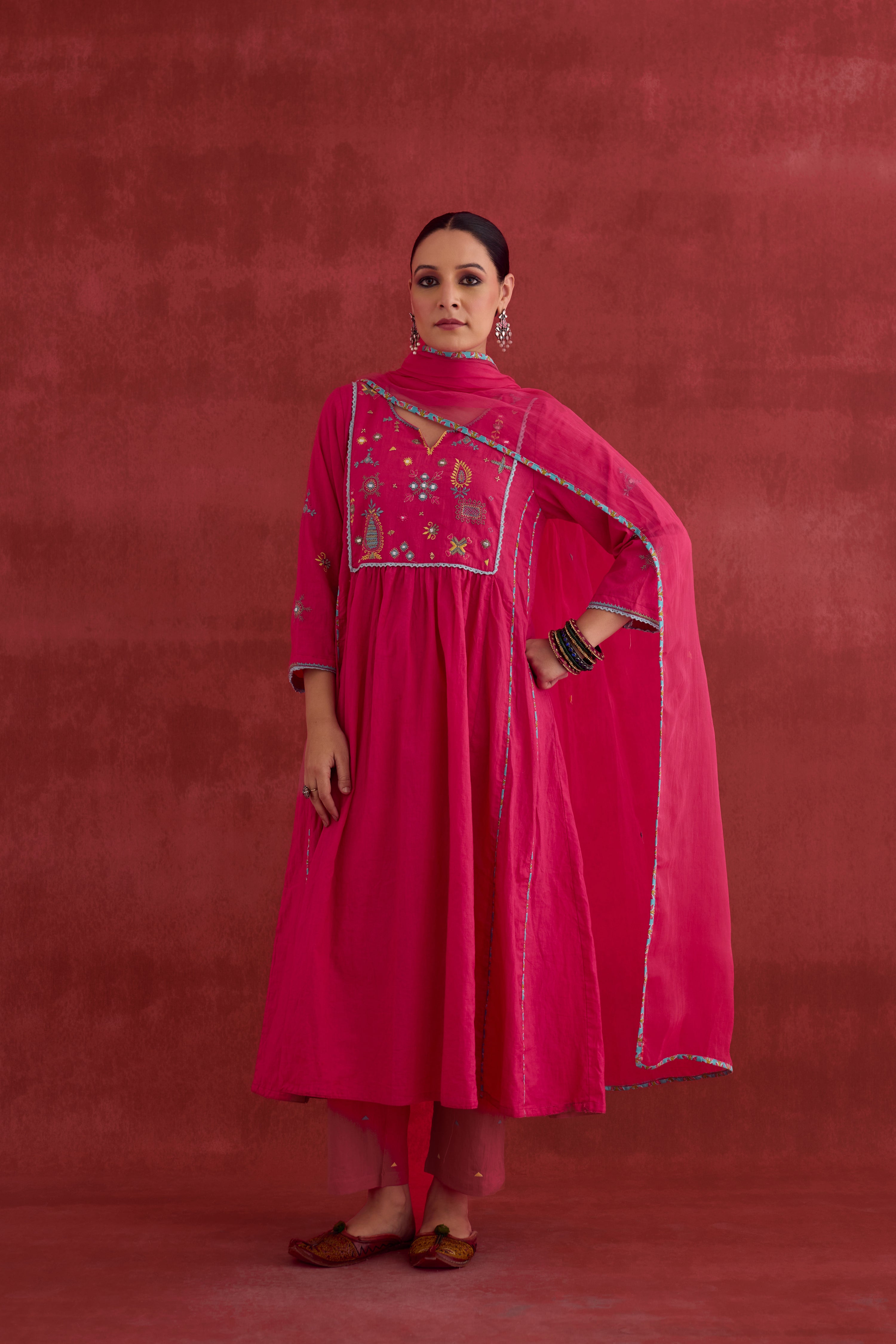 Dreamy Embroidered Kurta Hot Pink (10040120410411)
