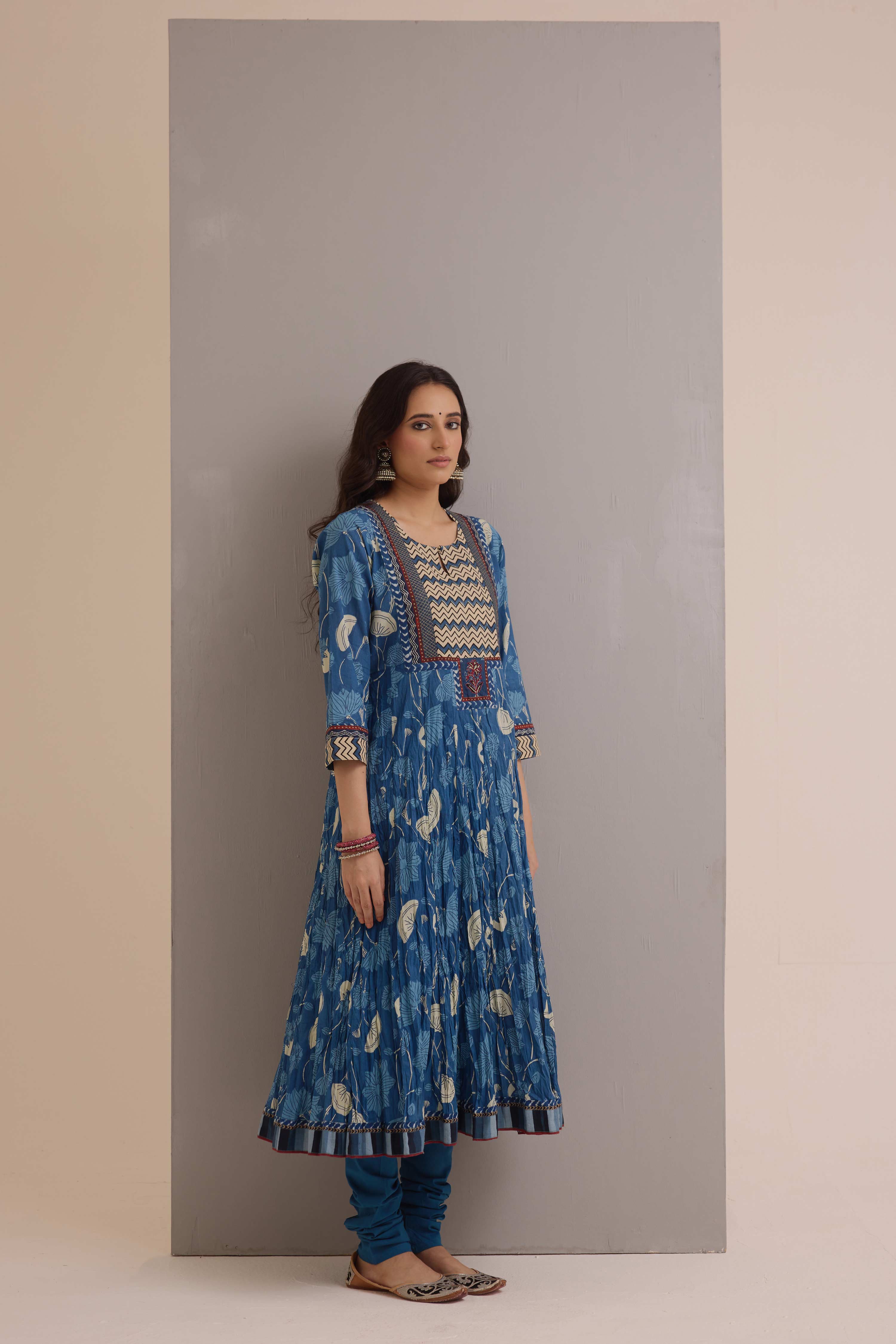 Crinkled Cotton Printed Anarkali Kurta Indigo
