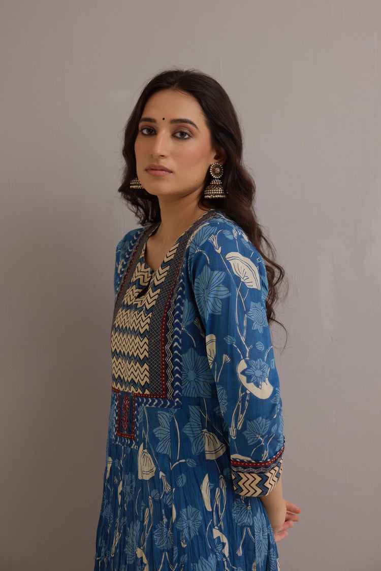Crinkled Cotton Printed Anarkali Kurta Indigo