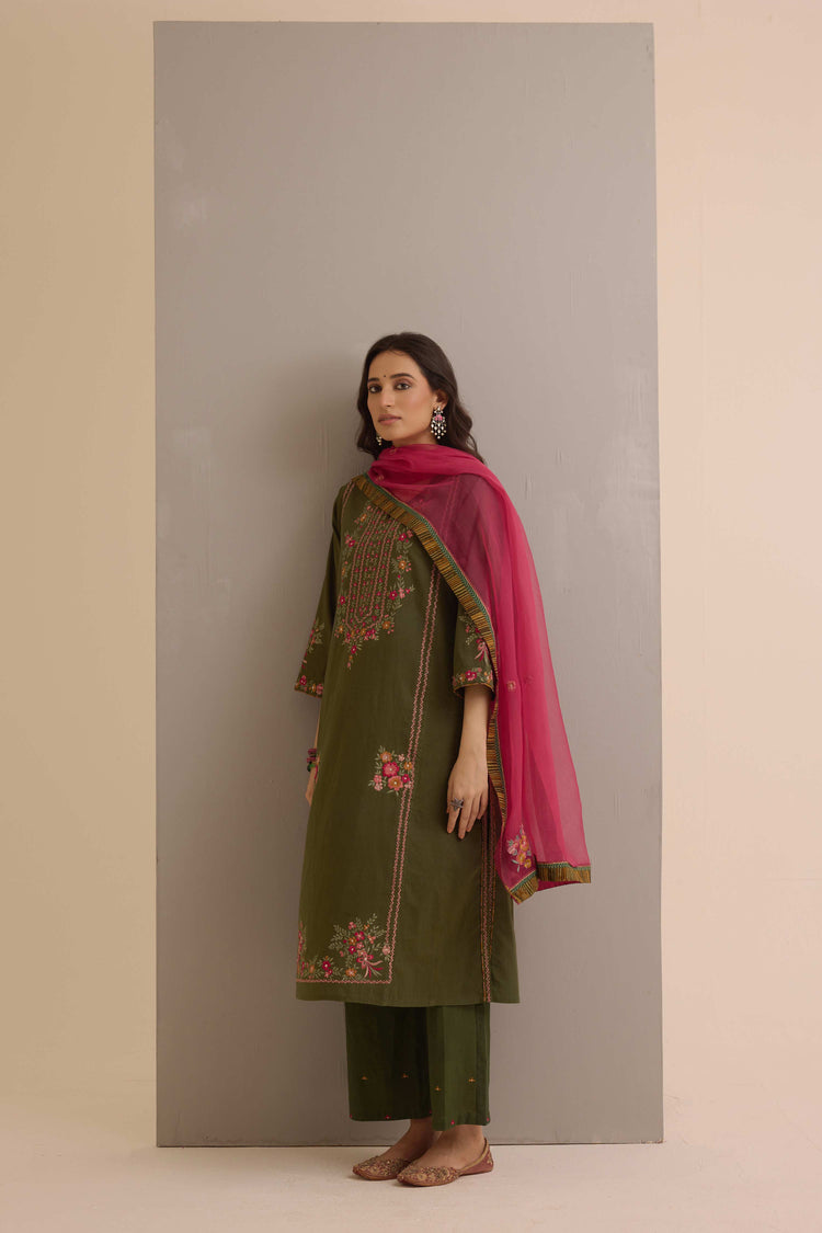Tulsi Embroidered Ensemble Green (Set of 2)