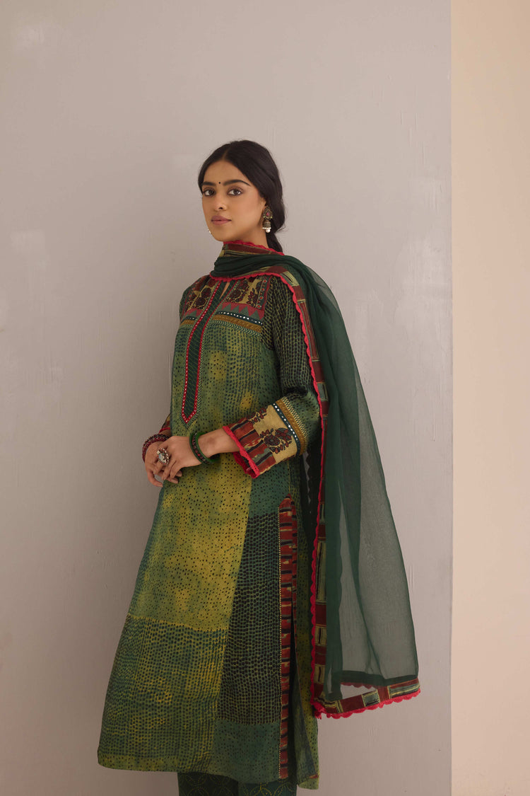 Medh Treated Chiffon Dupatta Green