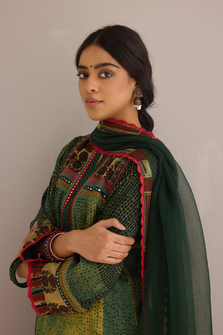 Medh Treated Chiffon Dupatta Green