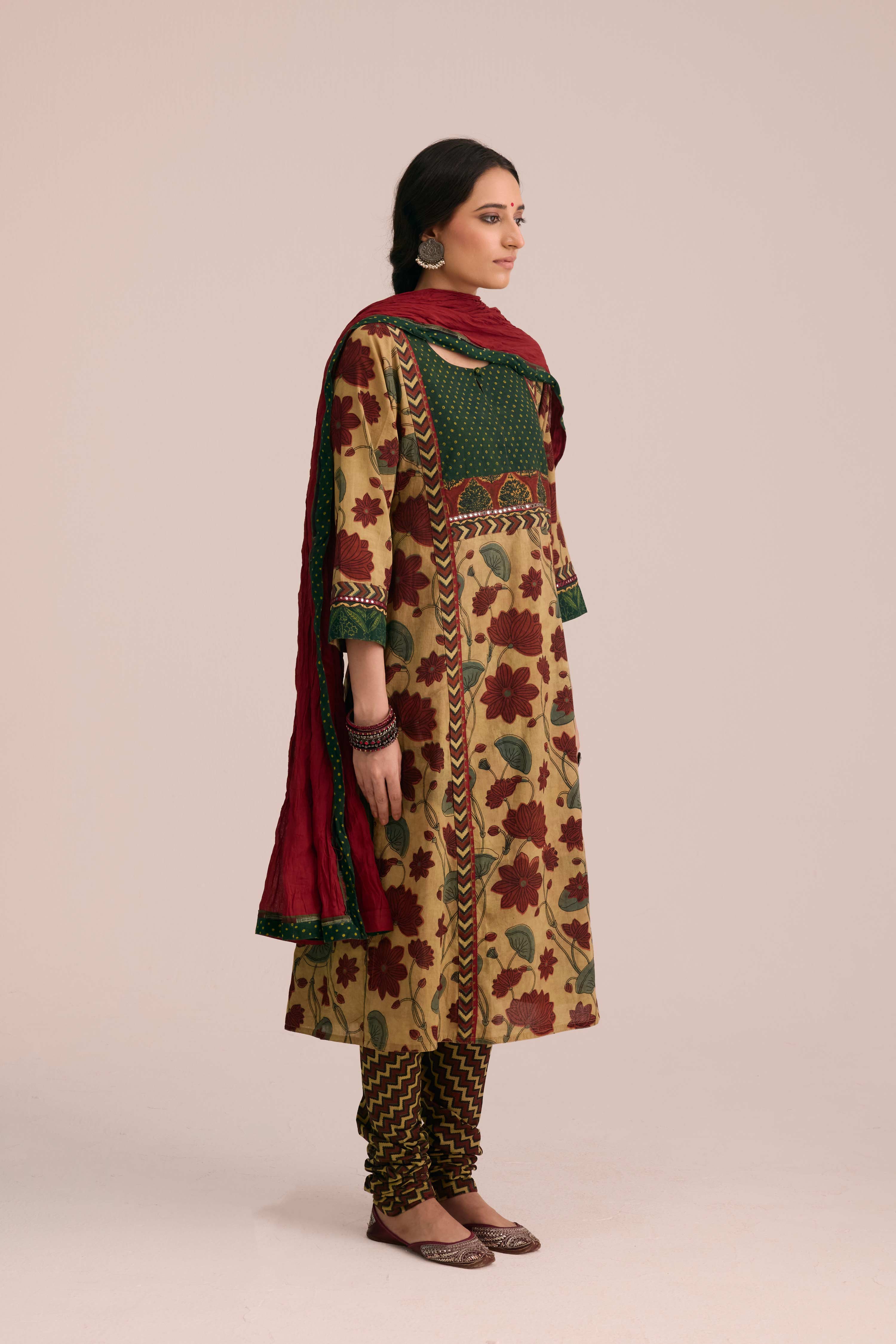 Crinkled Cotton Dupatta  Maroon