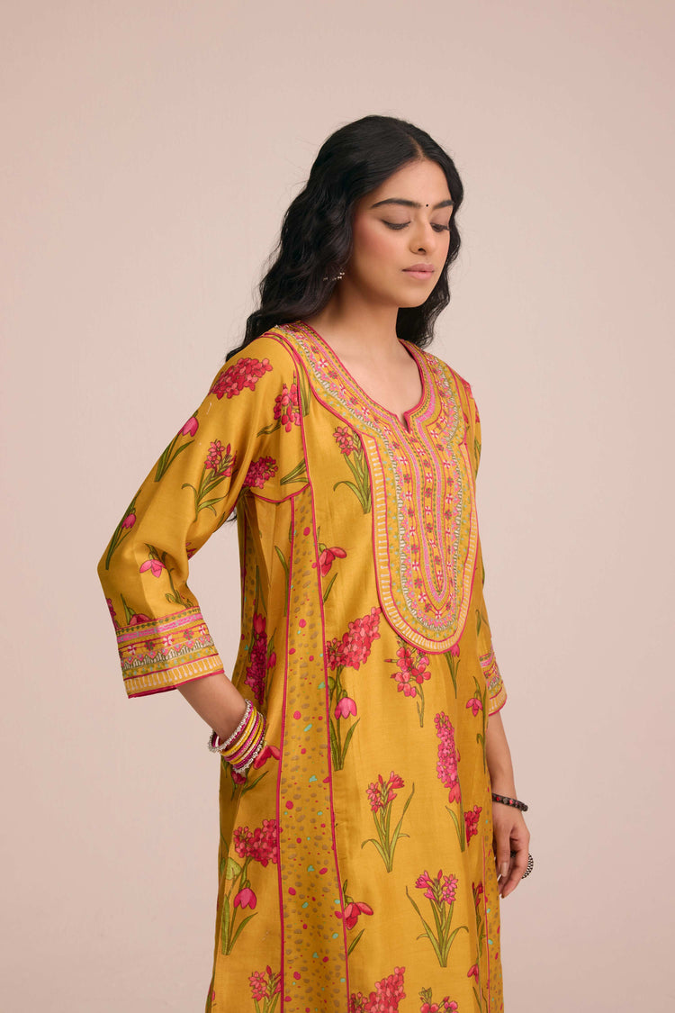 Tulsi Embroidered Chanderi Printed Kurta Yellow