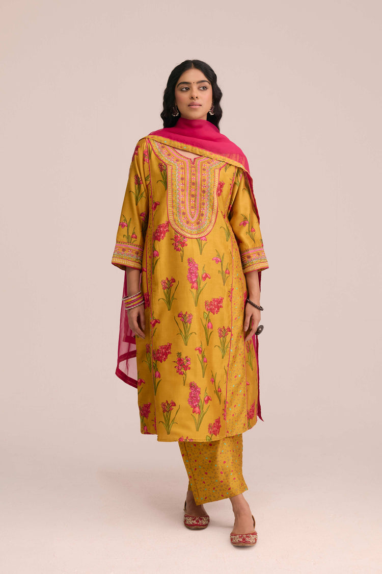 Tulsi Embroidered Chanderi Printed Kurta Yellow