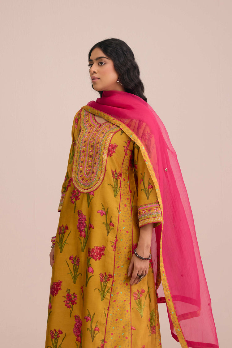 Tulsi Embroidered Chanderi Printed Kurta Yellow
