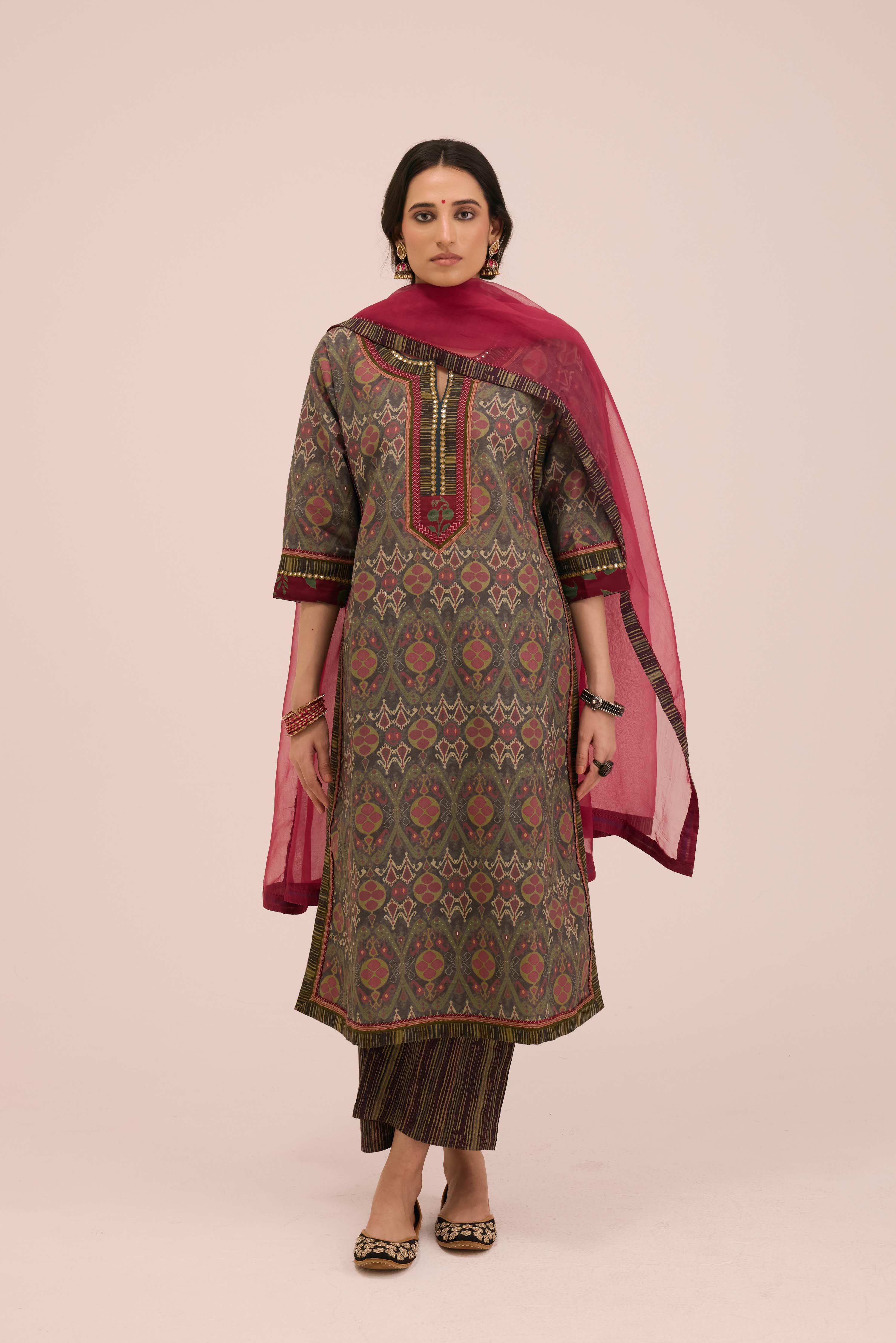 Rozana Linen Printed Kurta Ensemble Green Pink (Set of 3)