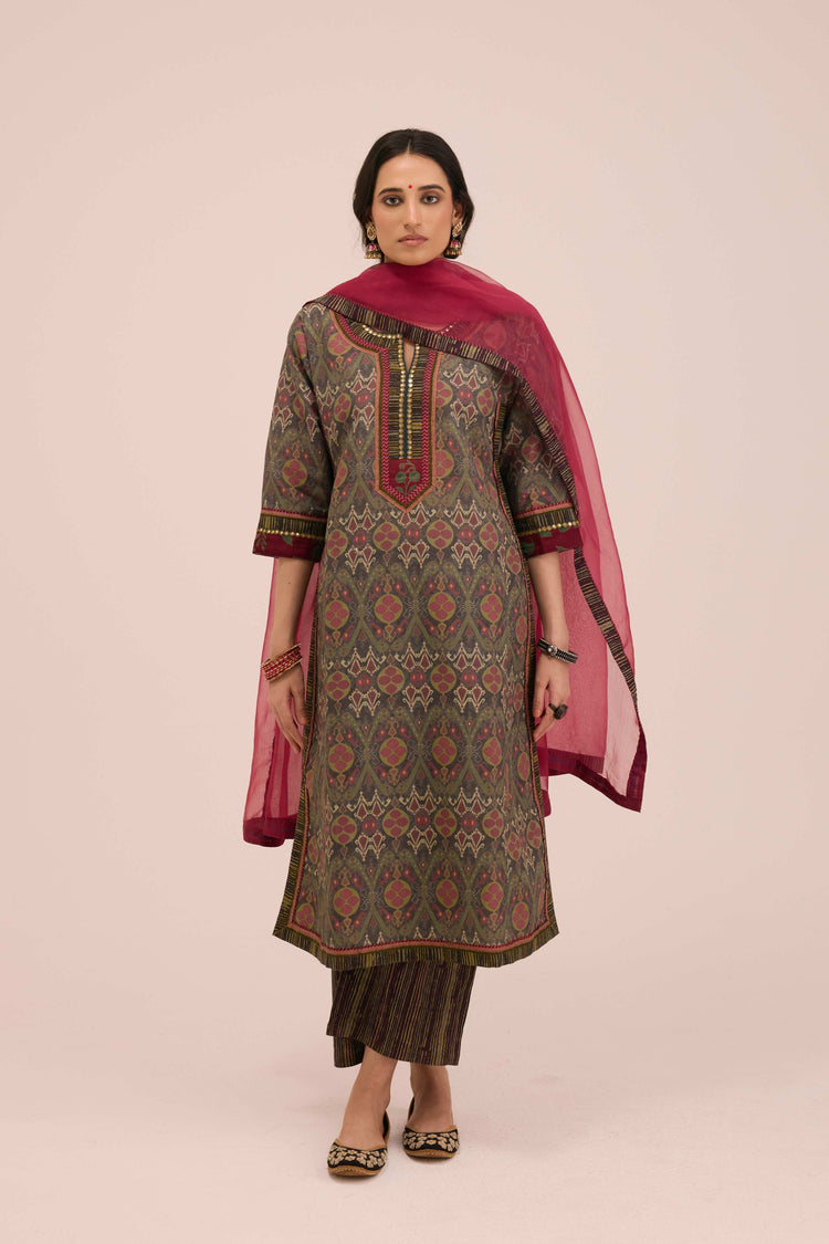 Rozana Linen Printed Kurta Ensemble Green Pink (Set of 3)