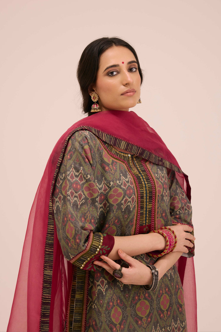 Rozana Linen Printed Kurta Ensemble Green Pink (Set of 3)