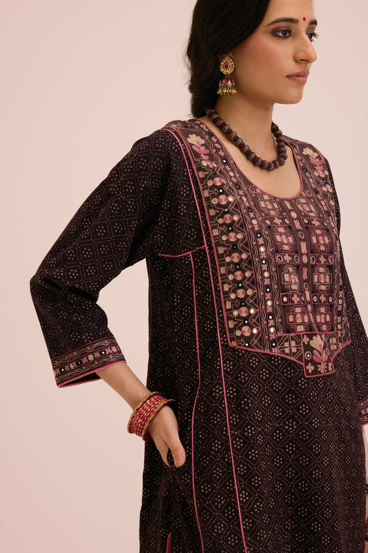 Tulsi Embroidered Cotton Hand Block Printed Kurta Black