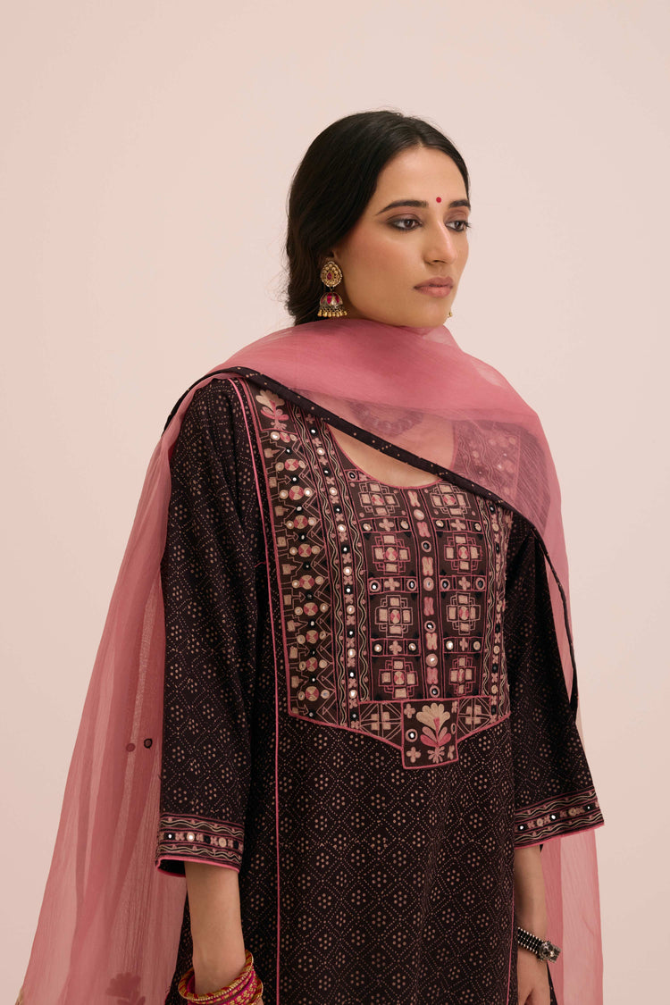 Embroidered Treated Chiffon Dupatta Blush Pink