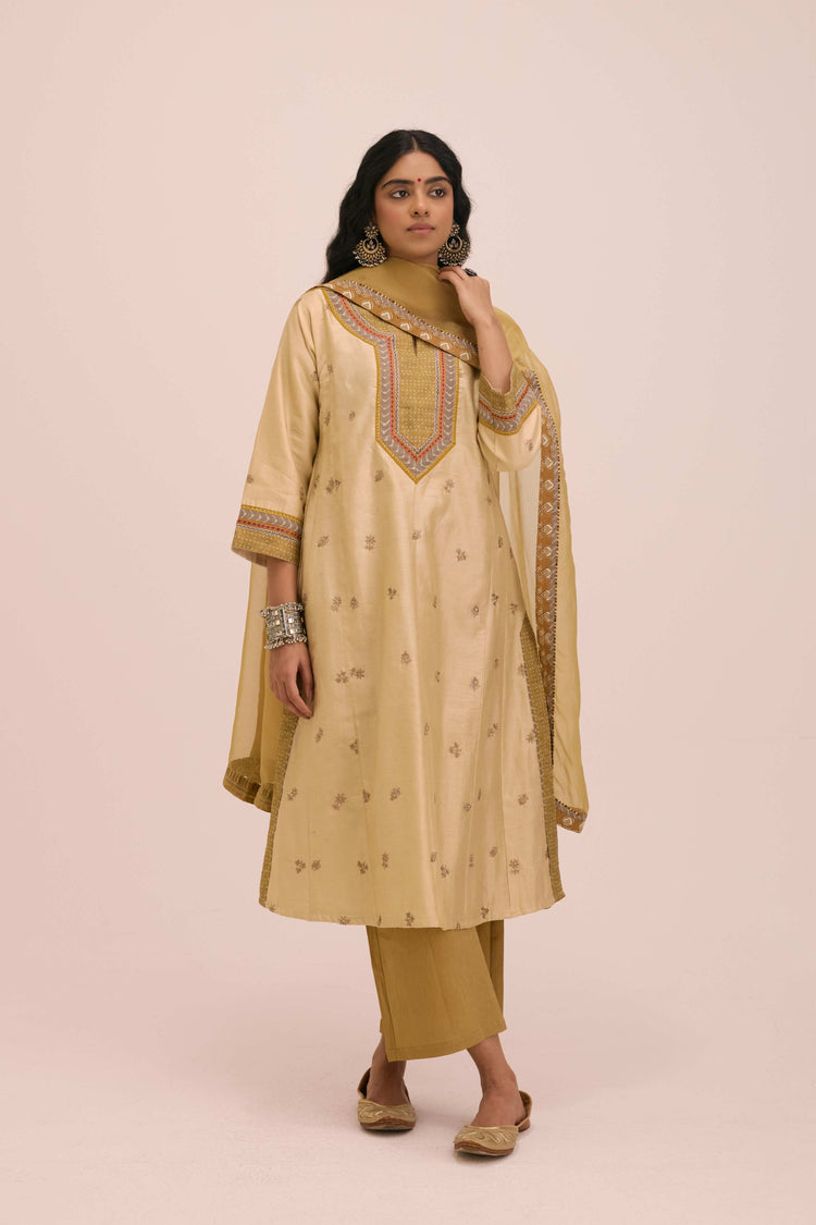 Aadya Embroidered Chanderi Ensemble Cream (Set of 3)