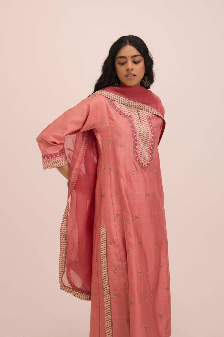 Aadya Embroidered Chanderi Ensemble Blush Pink (Set of 3)