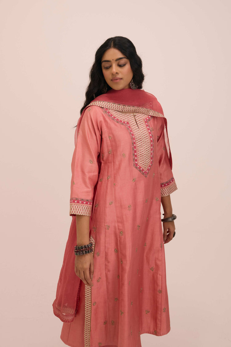 Aadya Embroidered Chanderi Ensemble Blush Pink (Set of 3)
