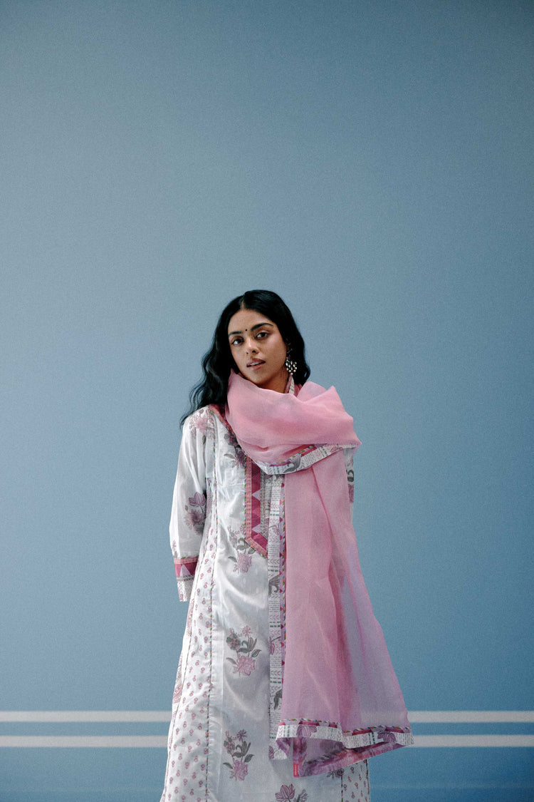 Adya Cotton Printed Kurta White Pink