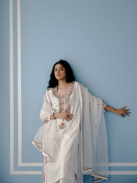 Tulsi Cotton Embroidered Kurta Off White