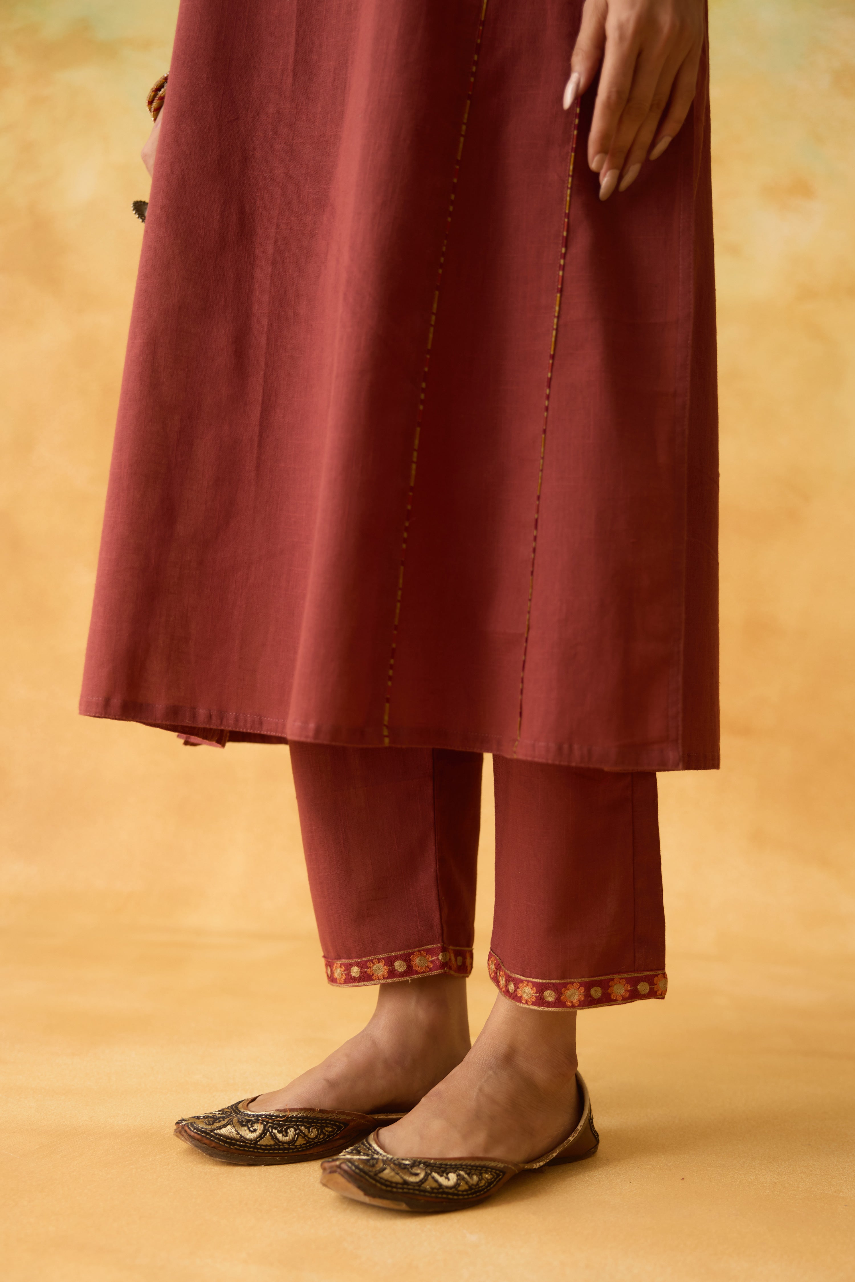 Tulsi Pant Maroon (10002384519467)
