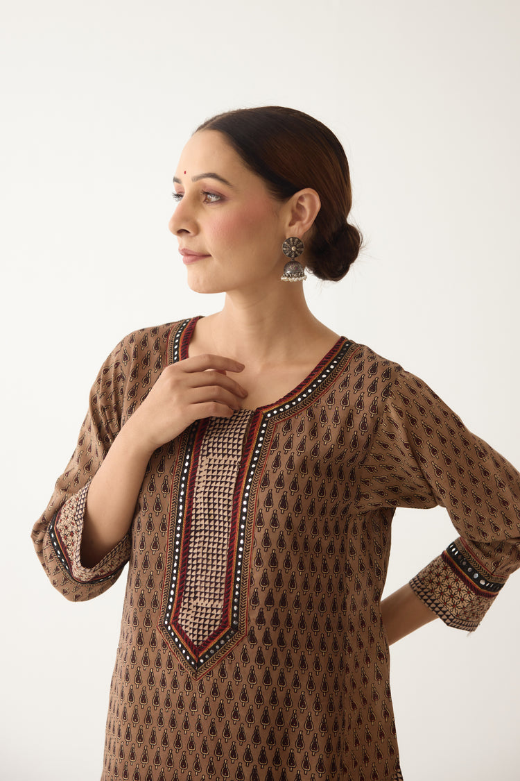 Rozana Kurta Beige/ Maroon (Set of 3) (9996893978923)