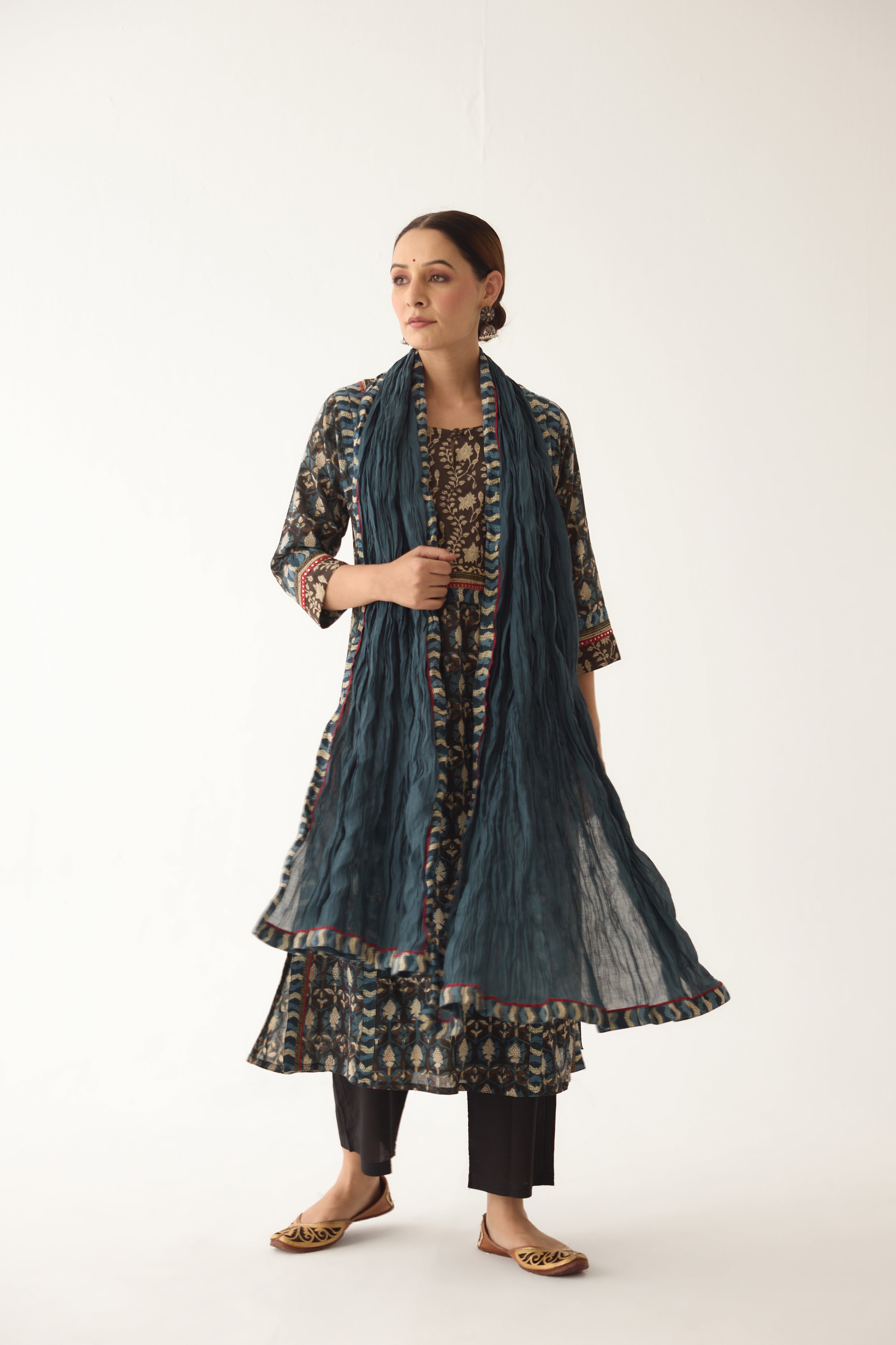 Rozana Kurta Black/ Off White (Set of 2) (9996389843243)