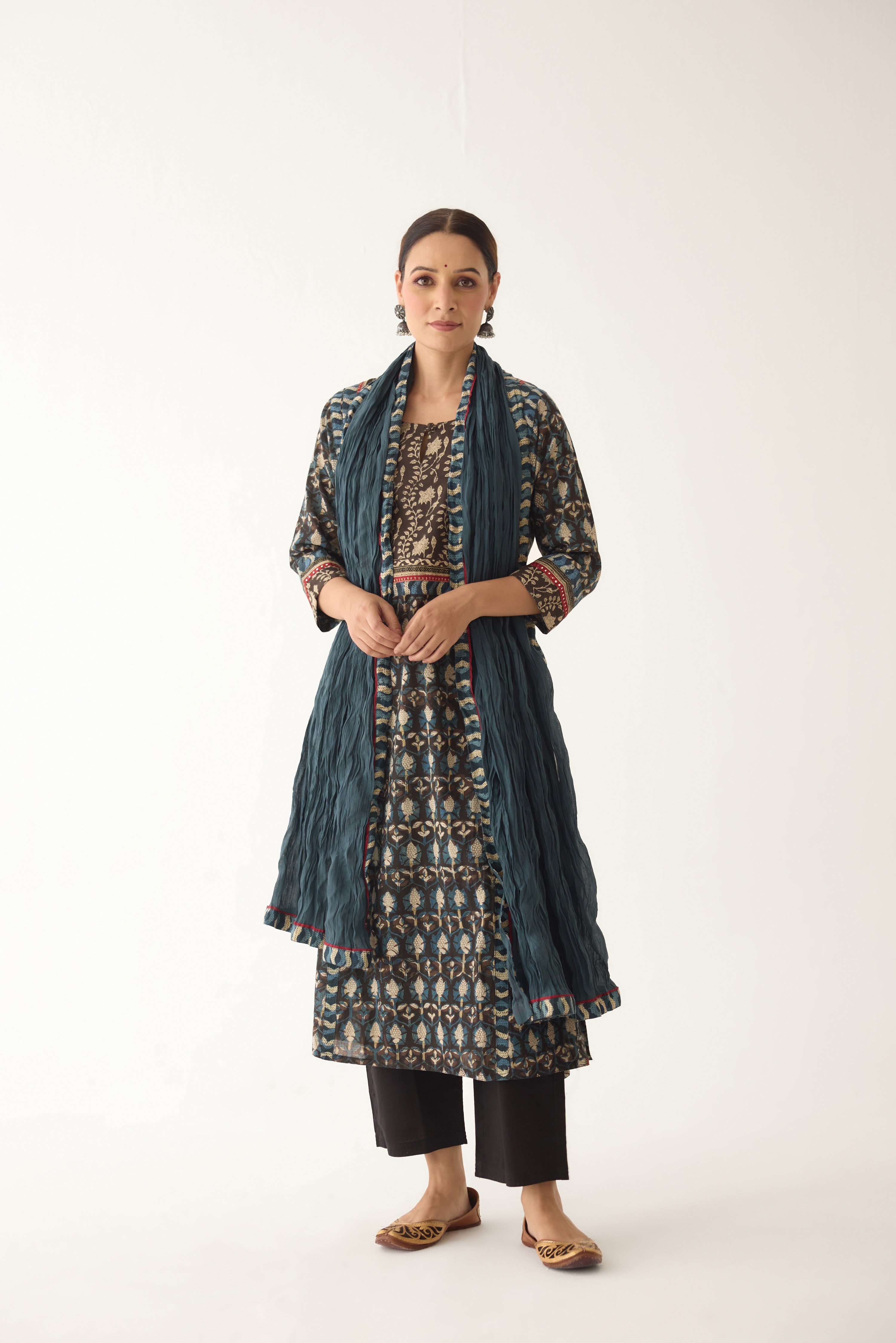 Rozana Kurta Black/ Off White (Set of 2) (9996389843243)