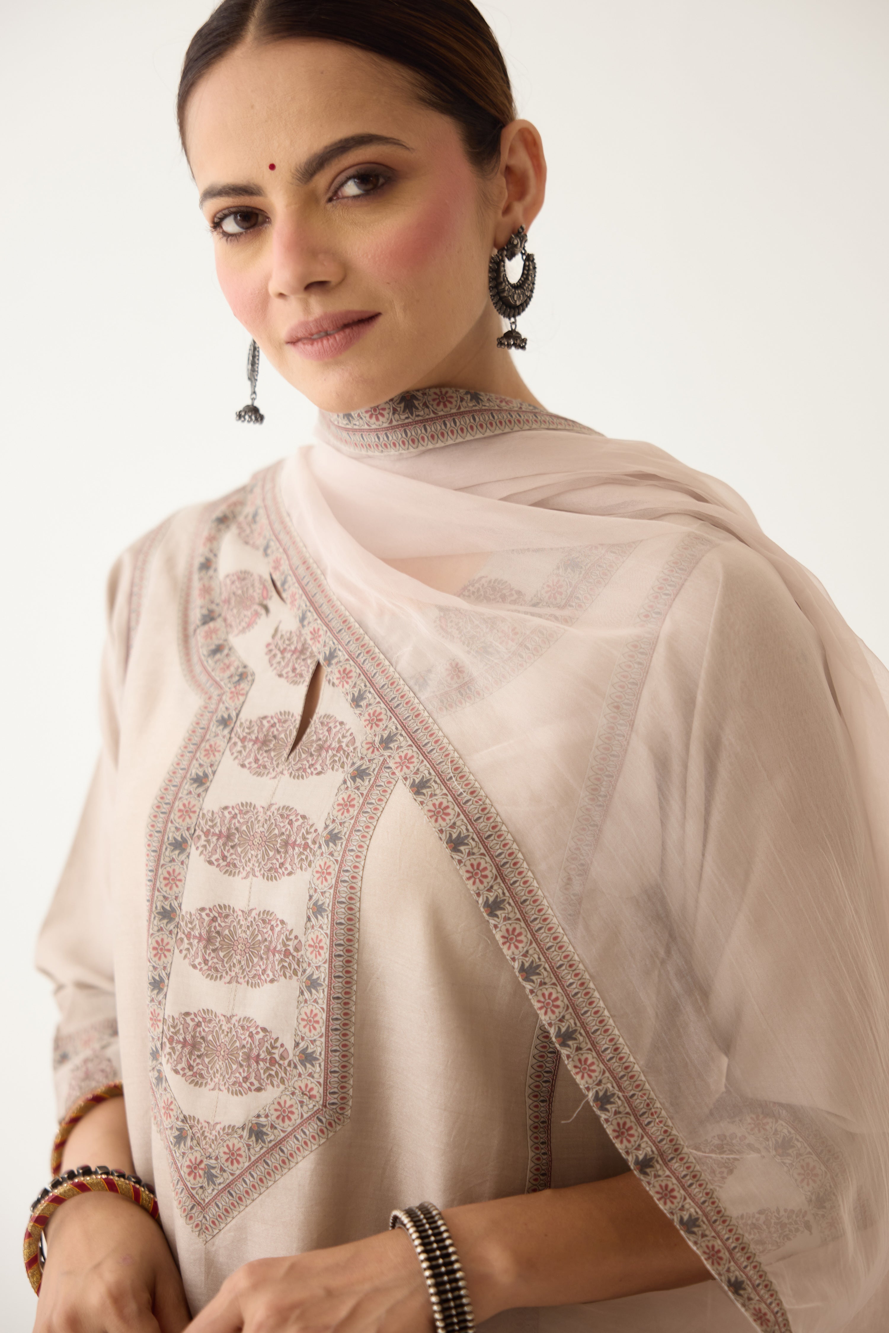 Medh Dupatta Light Grey