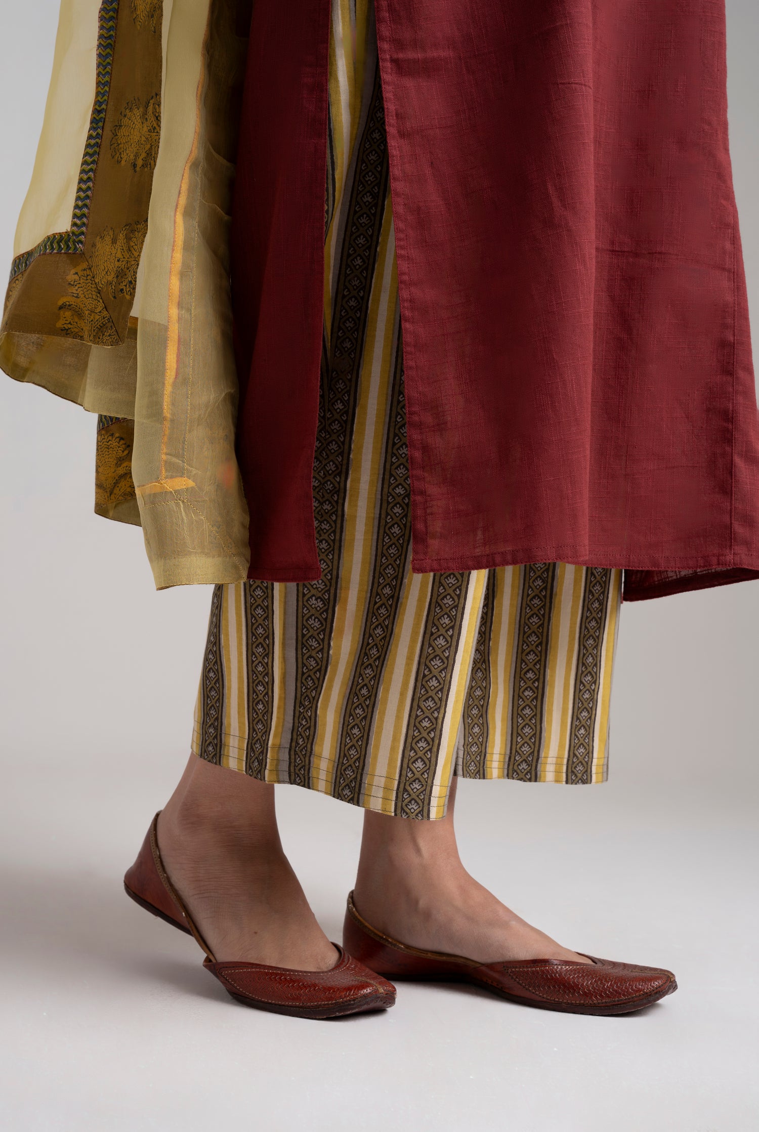 Rozana Essentials - Pant & Dupatta (Set of 2) (8957312139563)