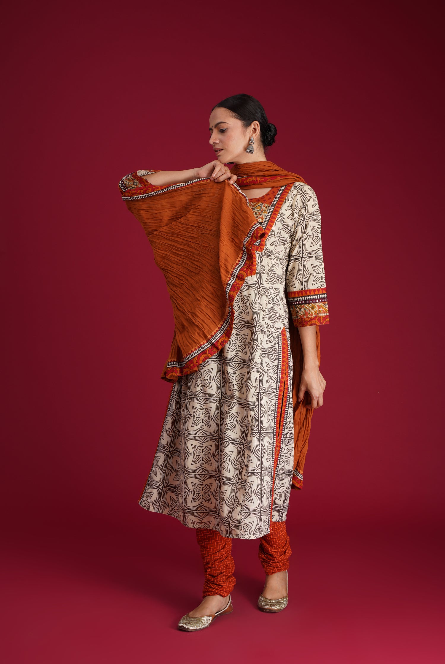 Rozana Cotton Crinkled Dupatta Rust (7135743901743)