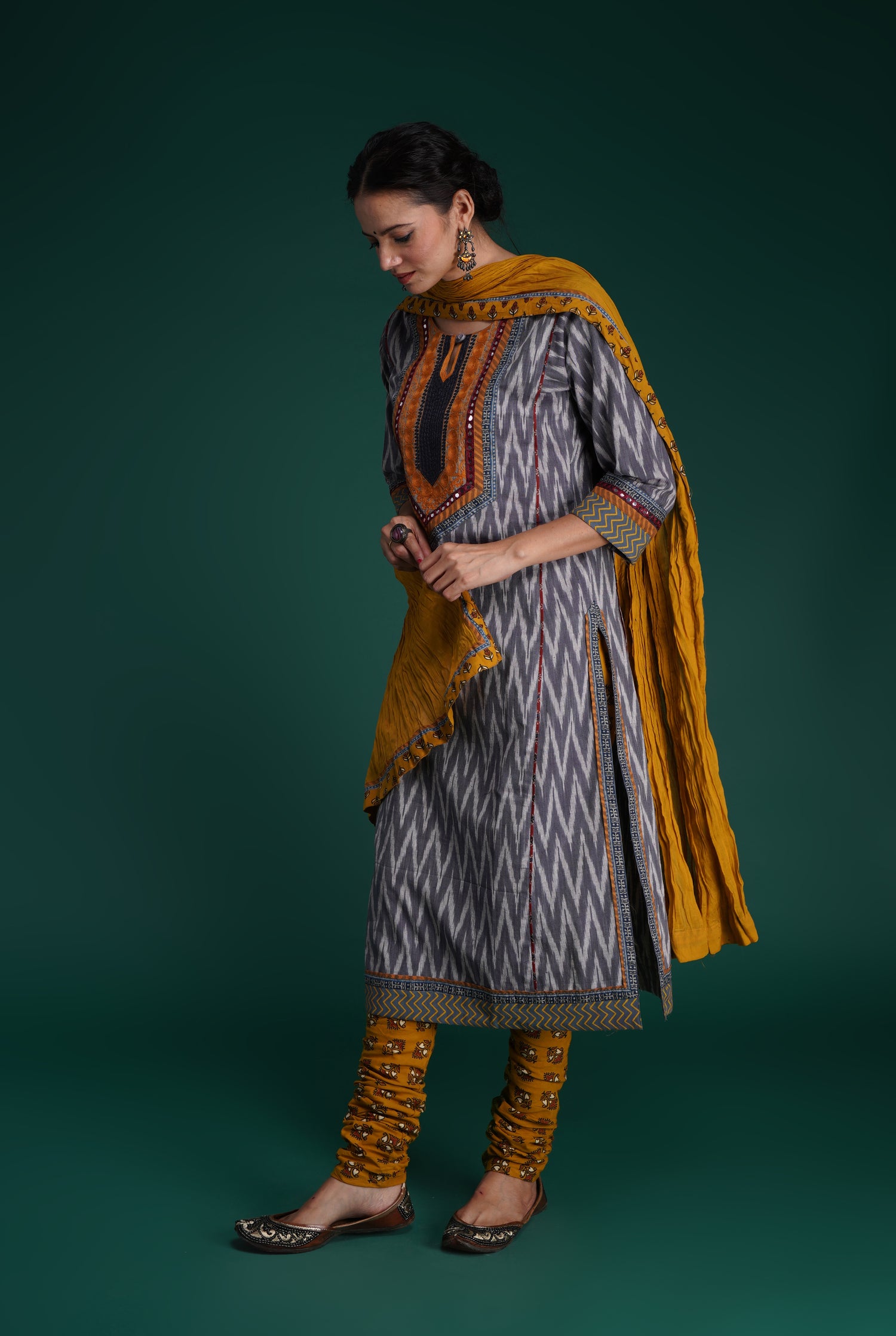 Naaz Yoke Kurta Grey White (7153440456751)