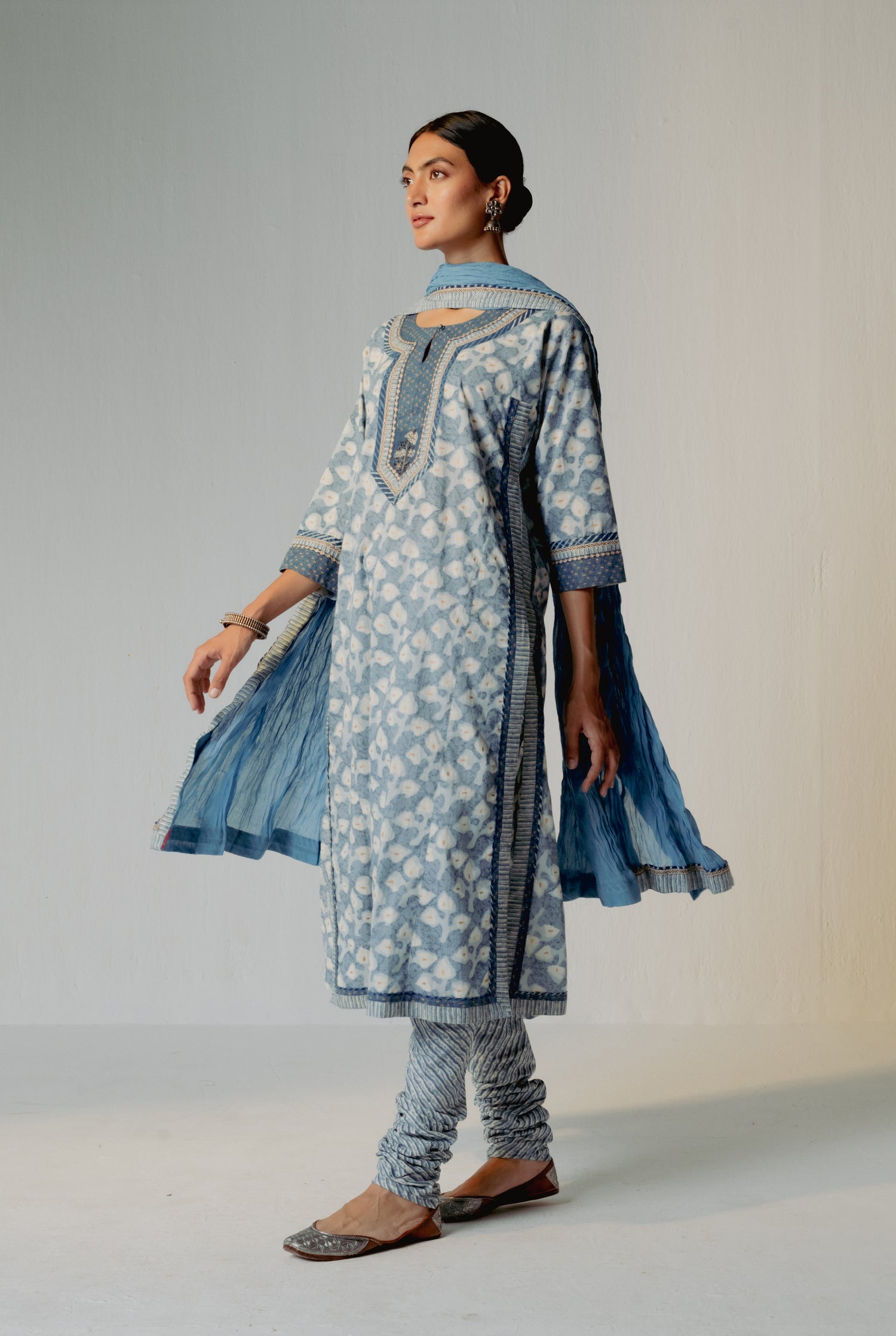 Anu Kurta Cream Light Blue (8210618581291)