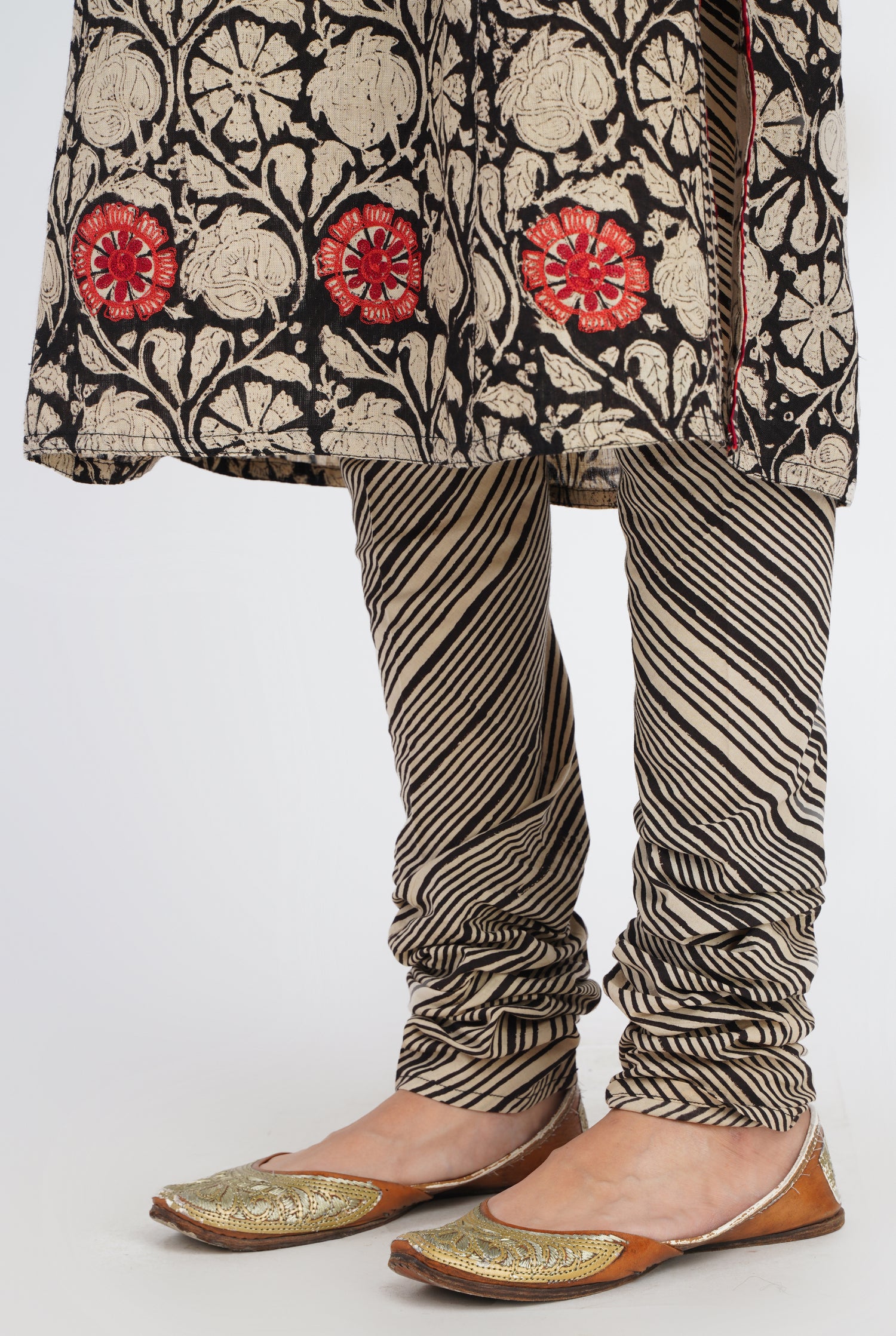 Rozana Bottom Black Cream (7086903885871)
